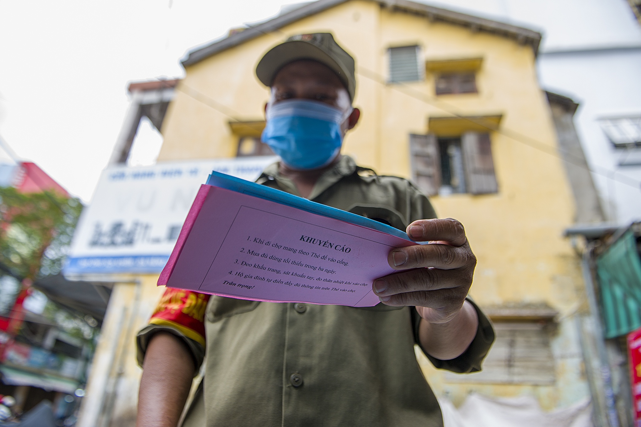 Da Nang phat hanh the di cho anh 10