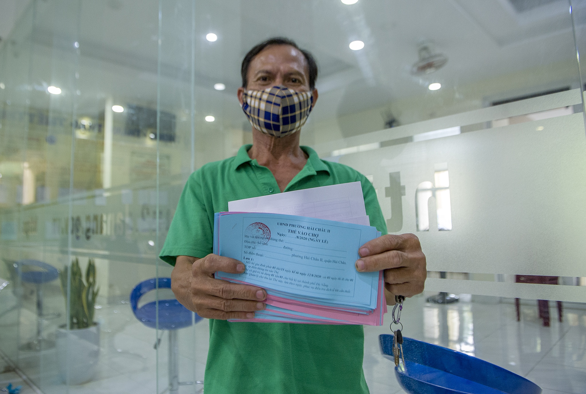 Da Nang phat hanh the di cho anh 6