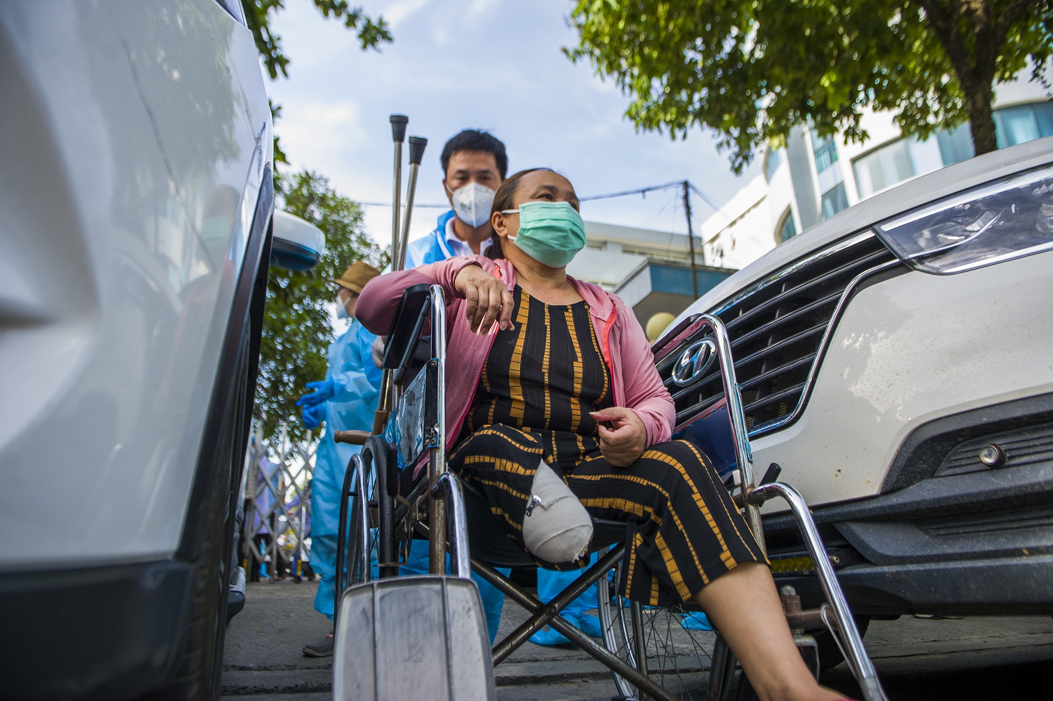 Chuyen xe 0 dong anh 9