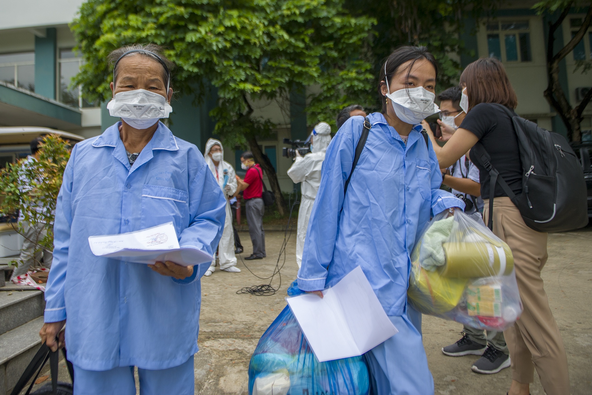 benh nhan Covid-1 xuat vien anh 6