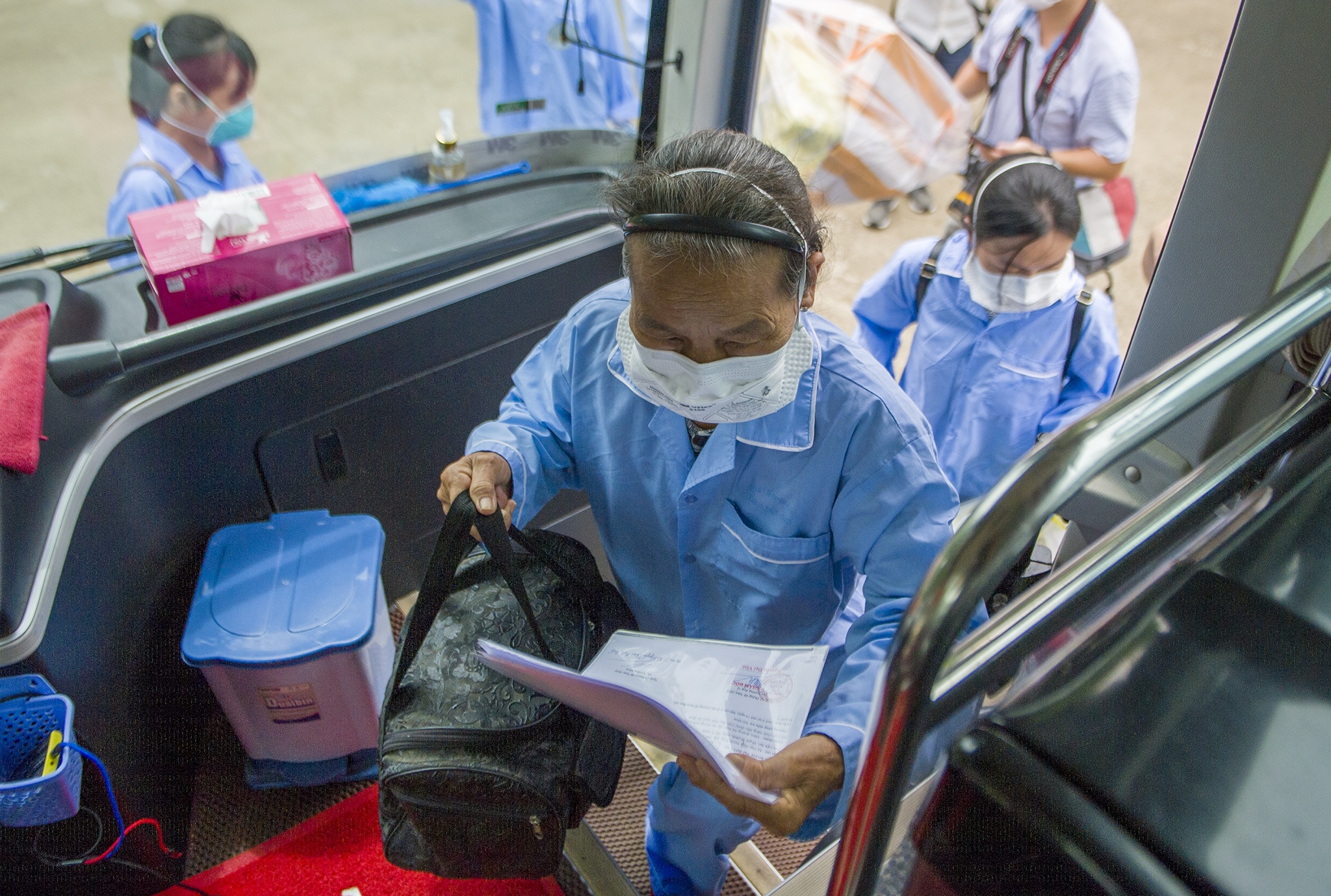 benh nhan Covid-1 xuat vien anh 7