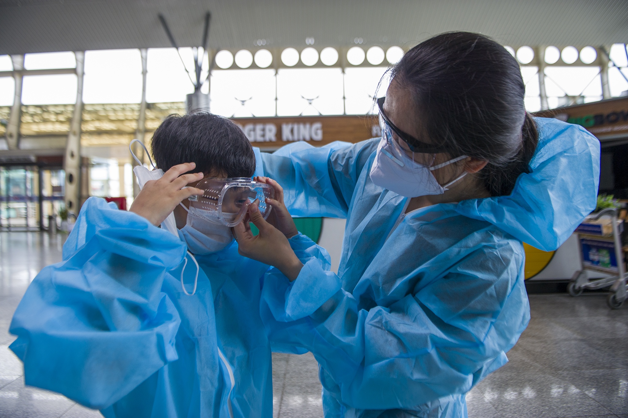 Du khach Ha Noi roi TP Da Nang anh 15