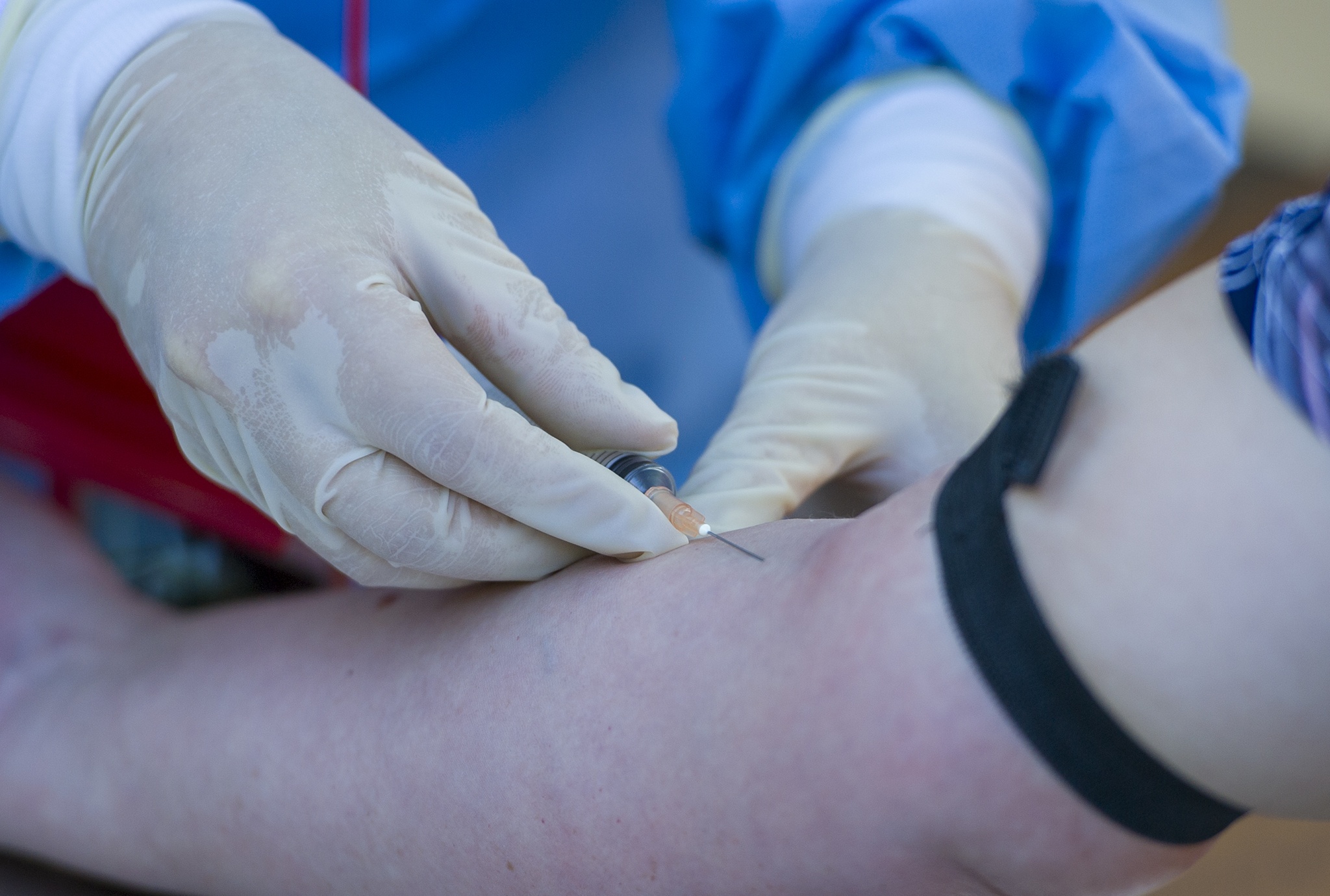 Nghin nguoi nuoc ngoai xet nghiem Covid-19 anh 9