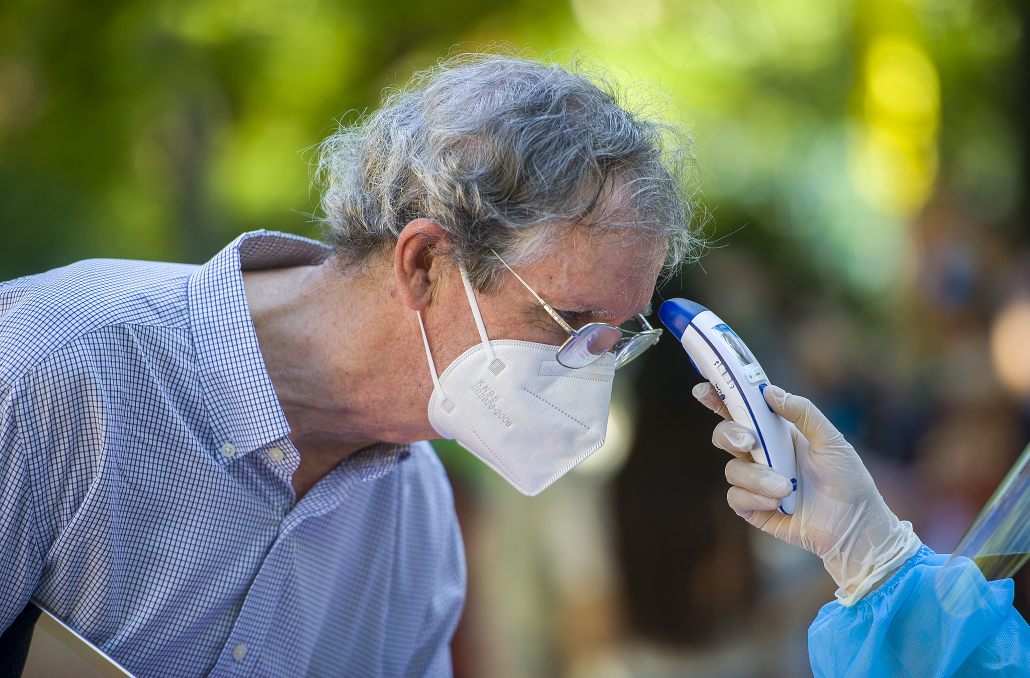 Nghin nguoi nuoc ngoai xet nghiem Covid-19 anh 4