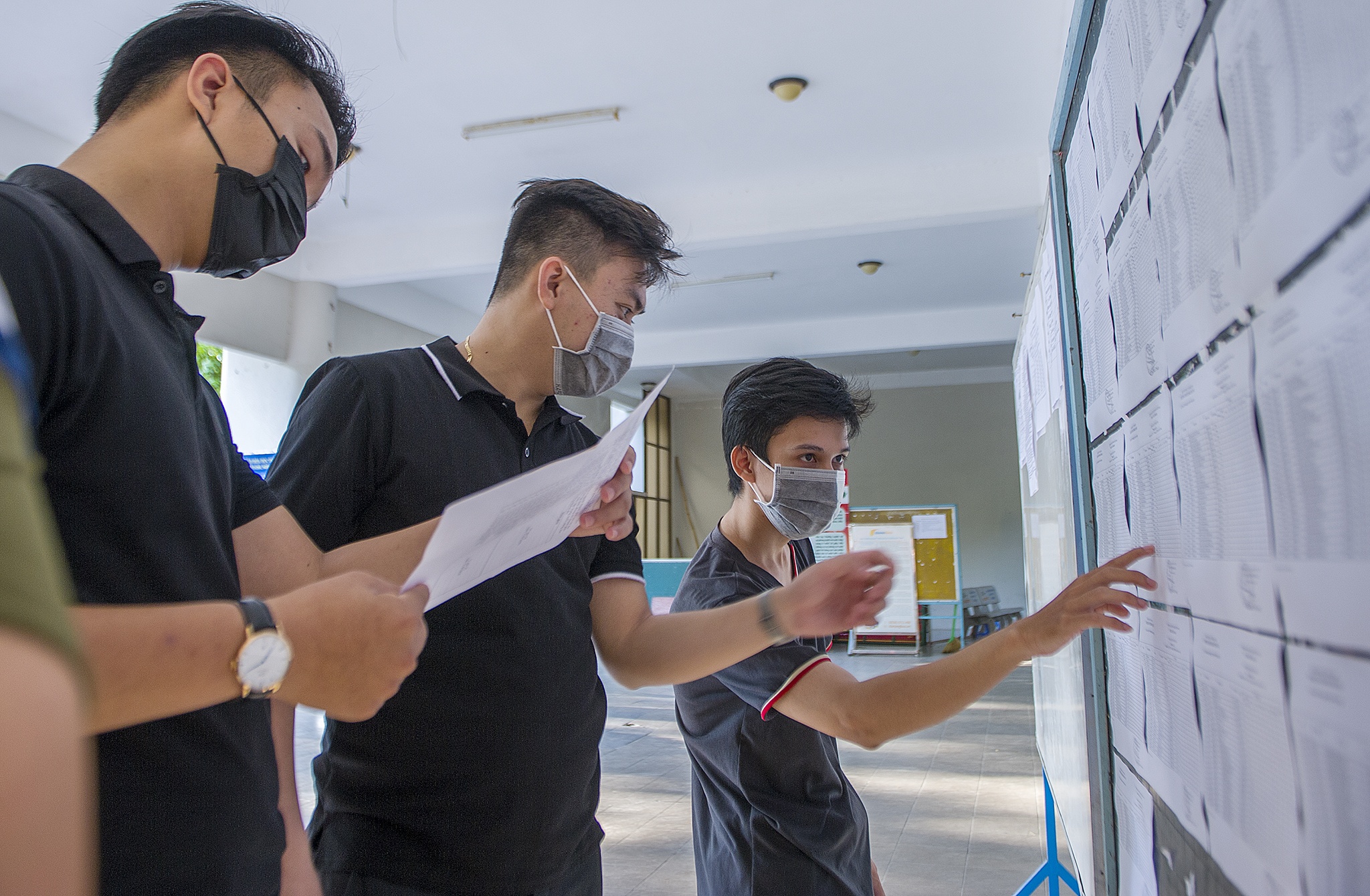 Hoc sinh Da Nang xet nghiem Covid-19 anh 2