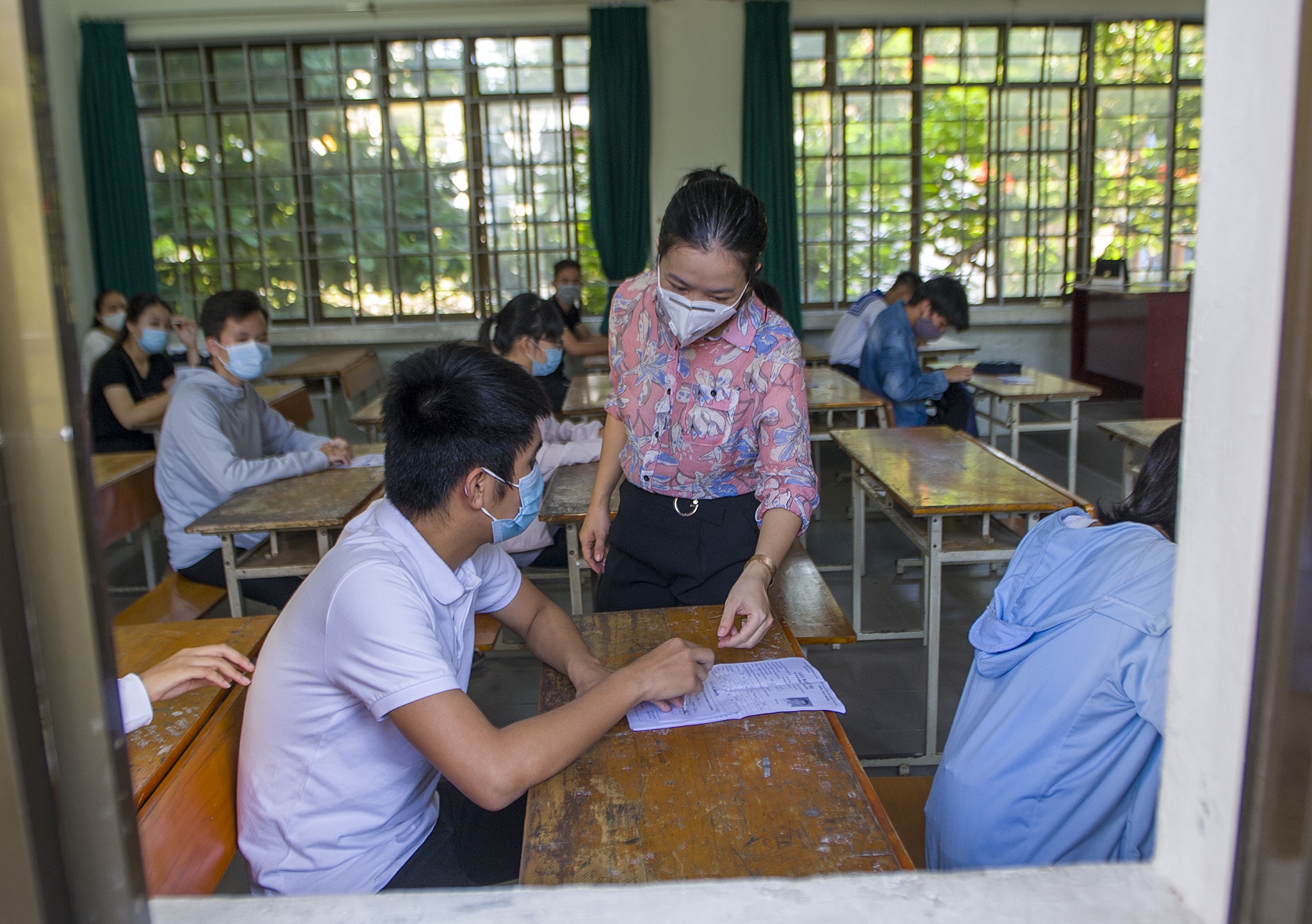 Hoc sinh Da Nang xet nghiem Covid-19 anh 4