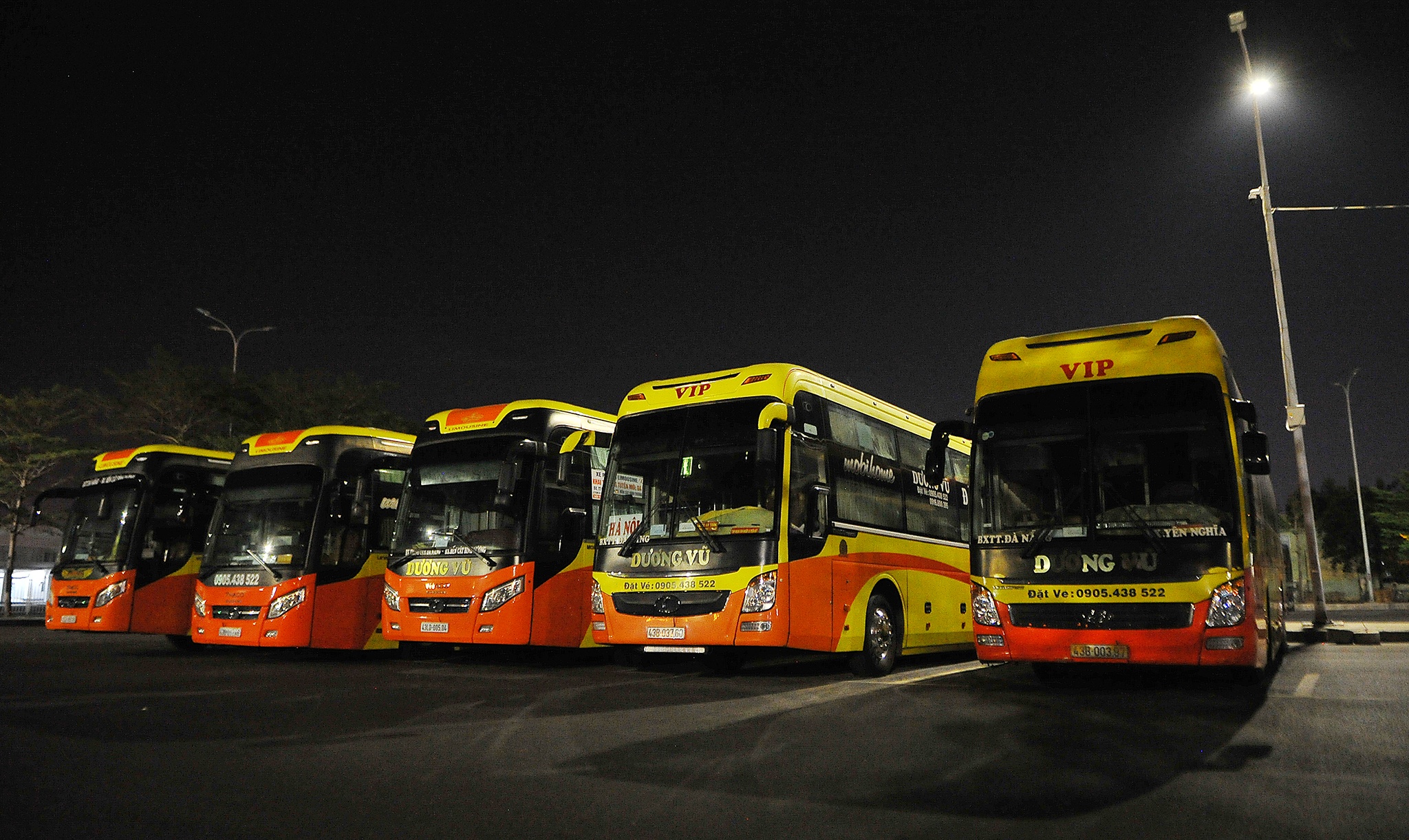 Xe khach Da Nang hoat dong tro lai anh 8