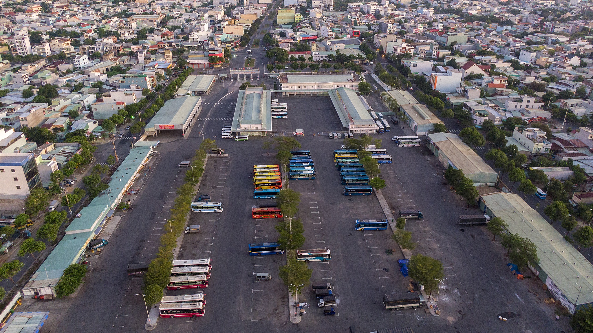 Xe khach Da Nang hoat dong tro lai anh 11