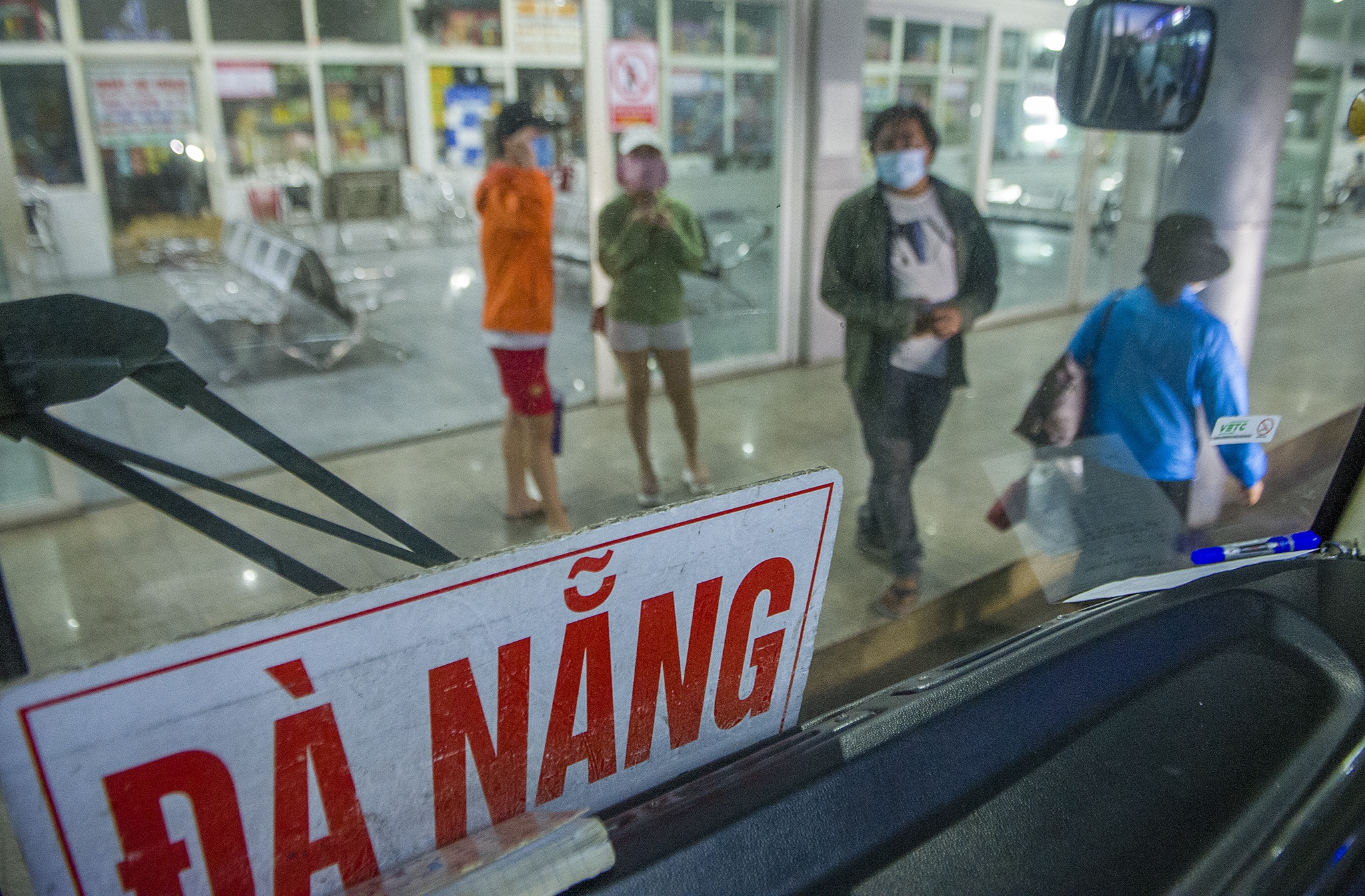 Xe khach Da Nang hoat dong tro lai anh 10