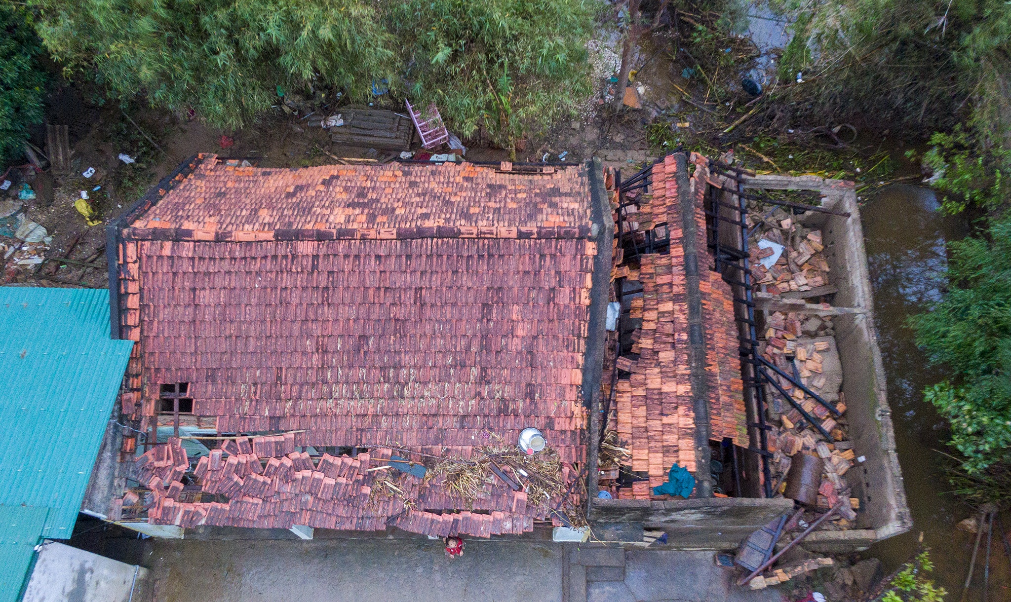 Lu gay sap nha o Quang Binh anh 7