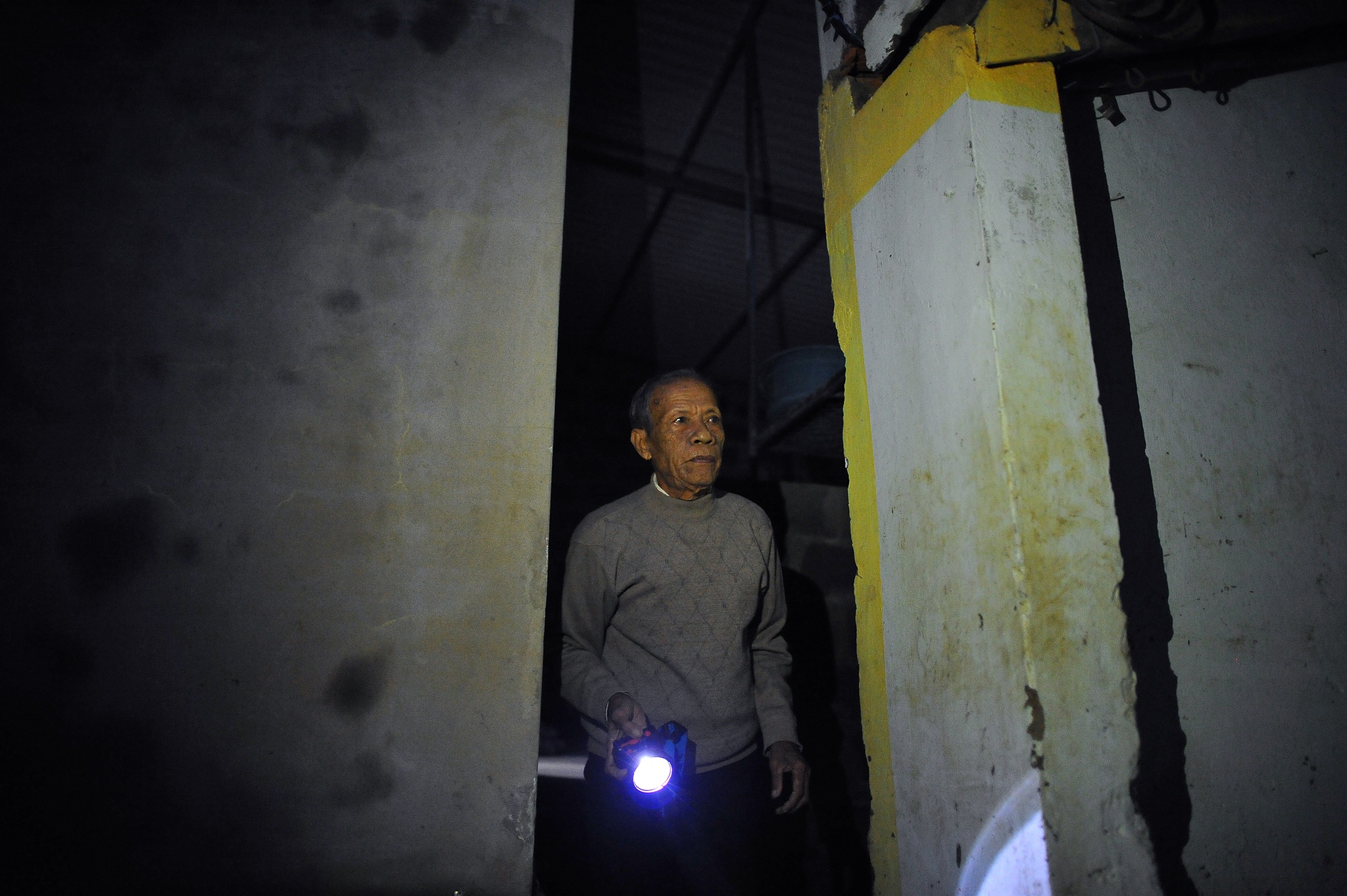 Lu gay sap nha o Quang Binh anh 10