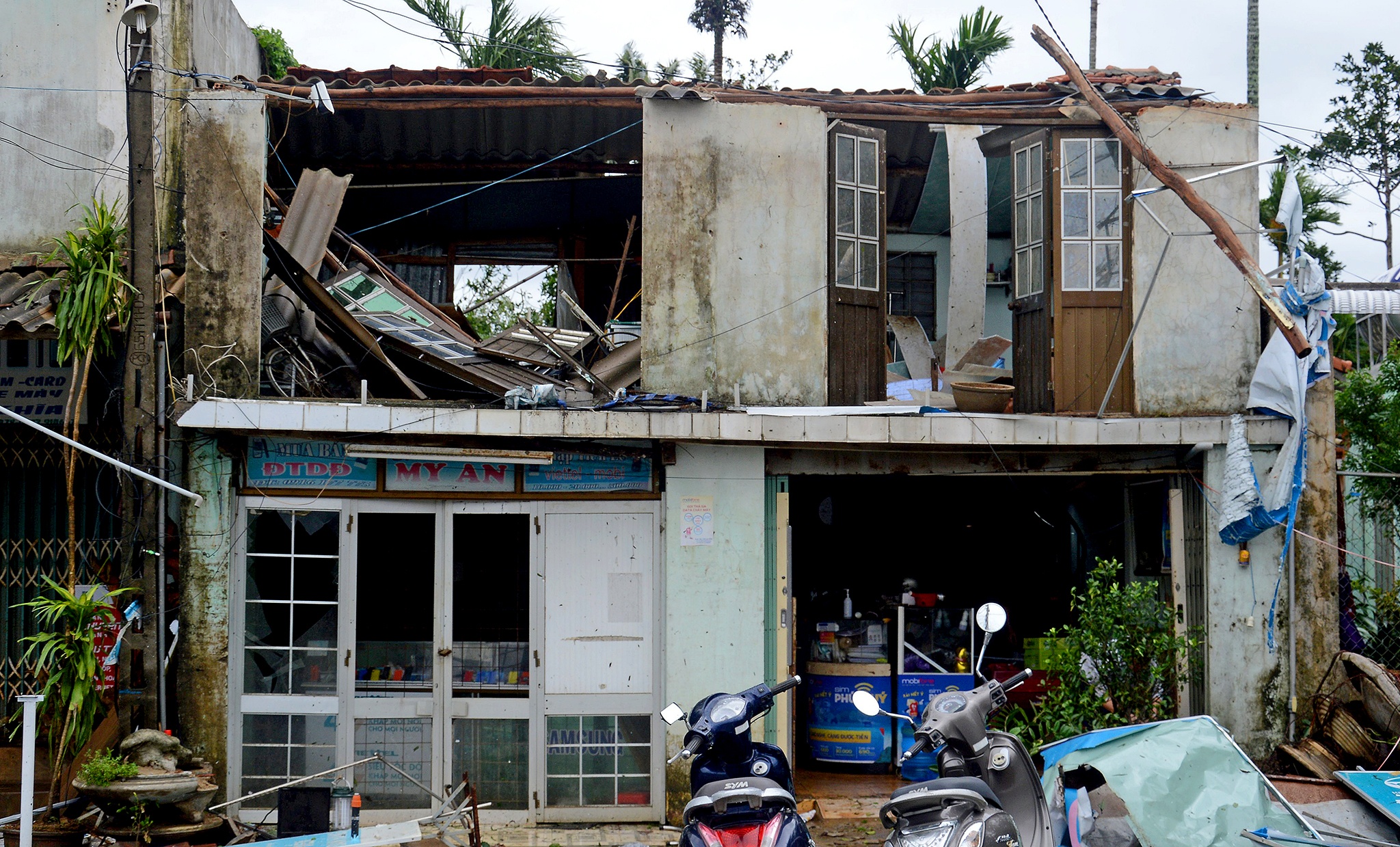 Quang Ngai tan hoang sau bao so 9 anh 2