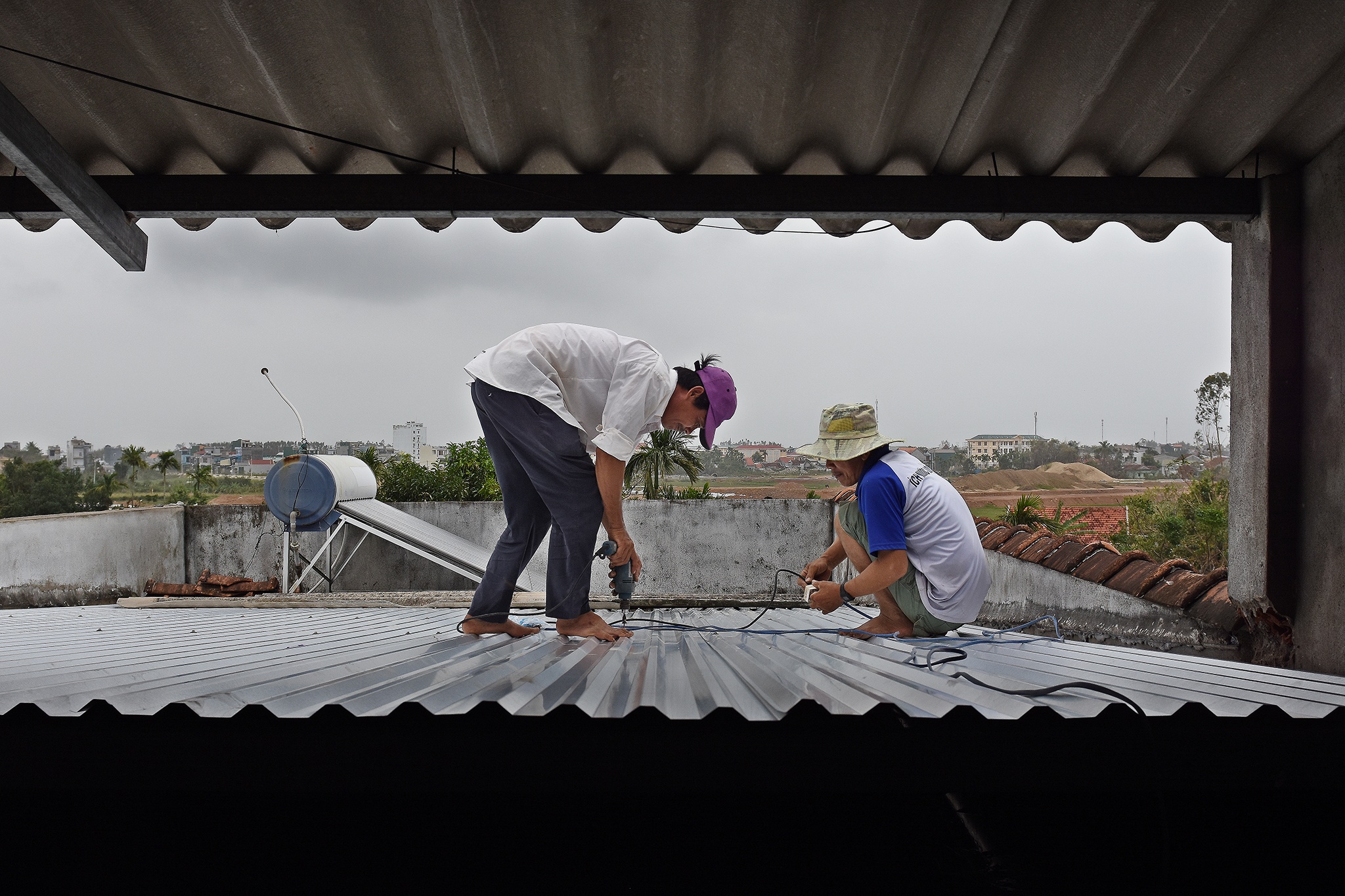 Quảng Ngãi tan hoang sau bão số 9 ảnh 20 Quang Ngai tan hoang sau bao so 9 anh 20