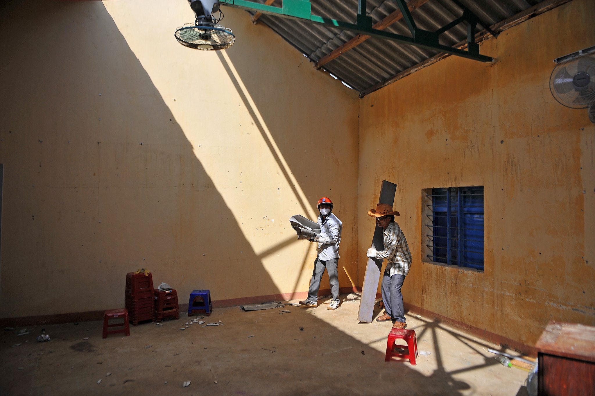 Truong hoc chuan bi don hoc sinh sau bao anh 11