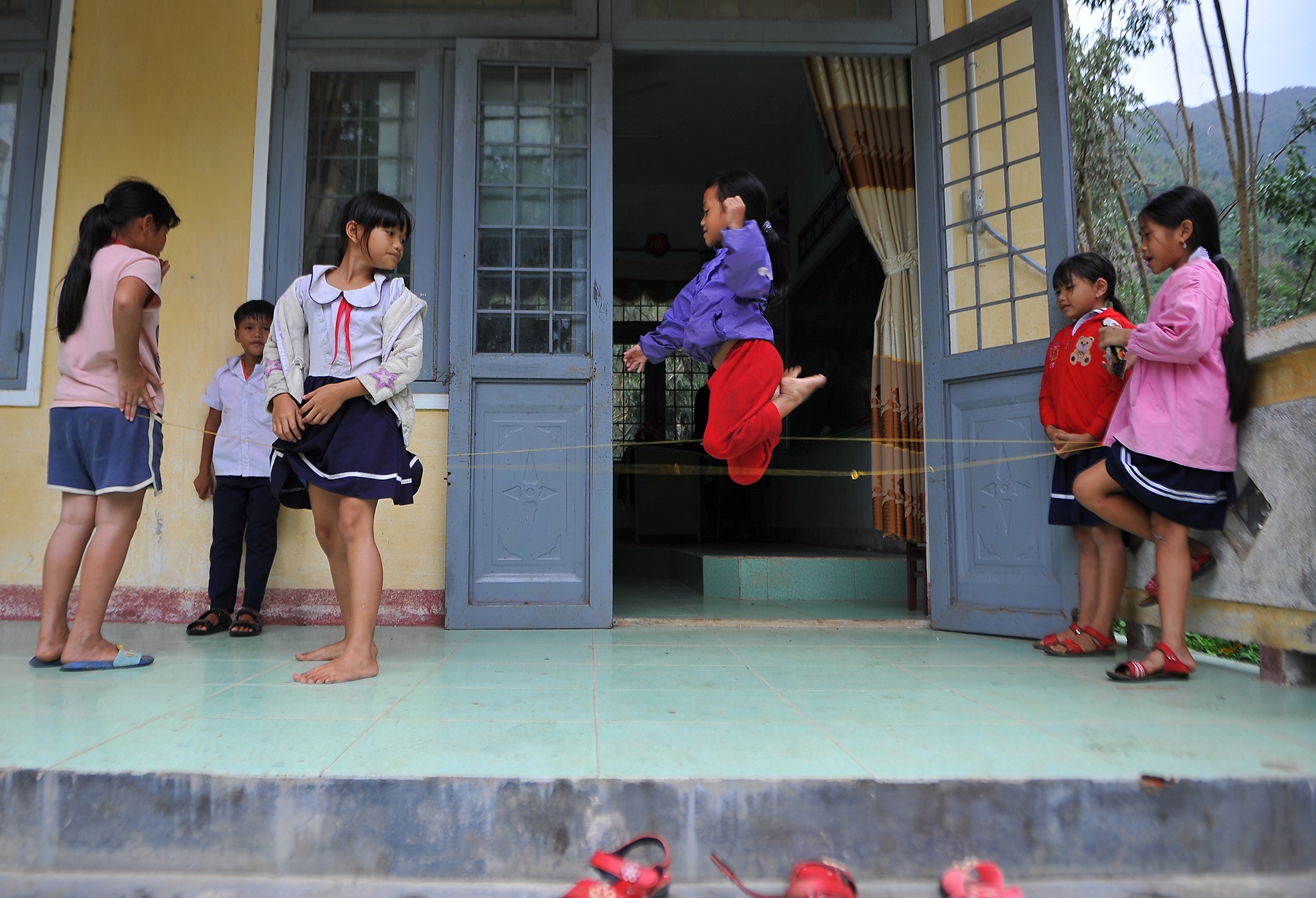 Dan Quang Ngai tranh tru bao so 10 anh 9