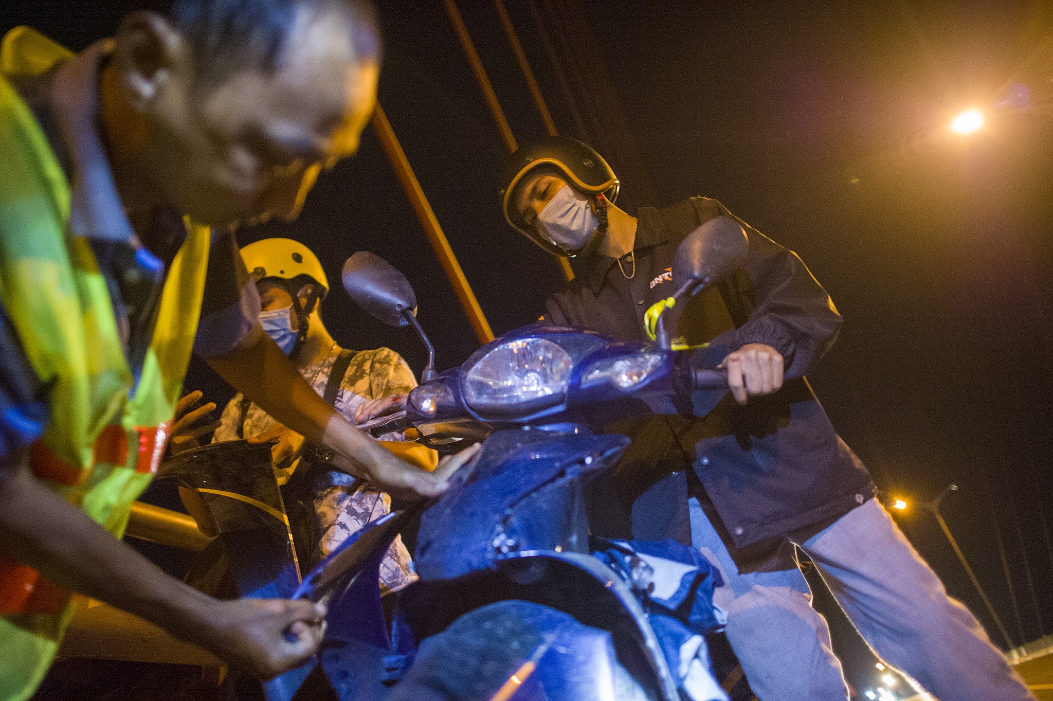 Biet doi bao tri,  cuu ho cau Can Tho anh 11