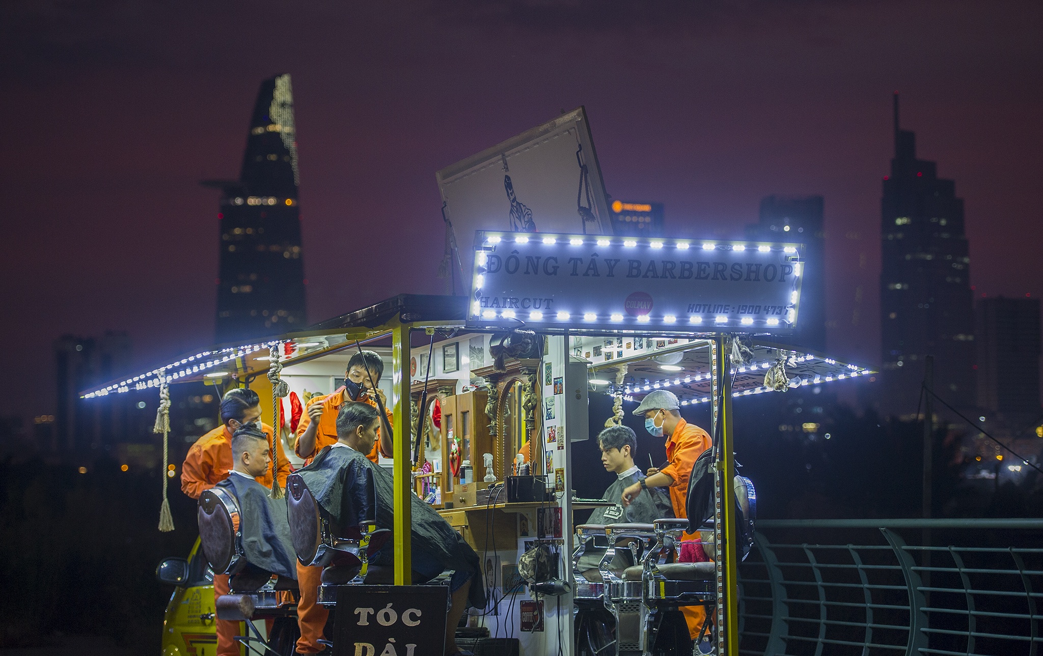 Hot toc tren xe luu dong kiem tien trieu moi ngay hinh anh