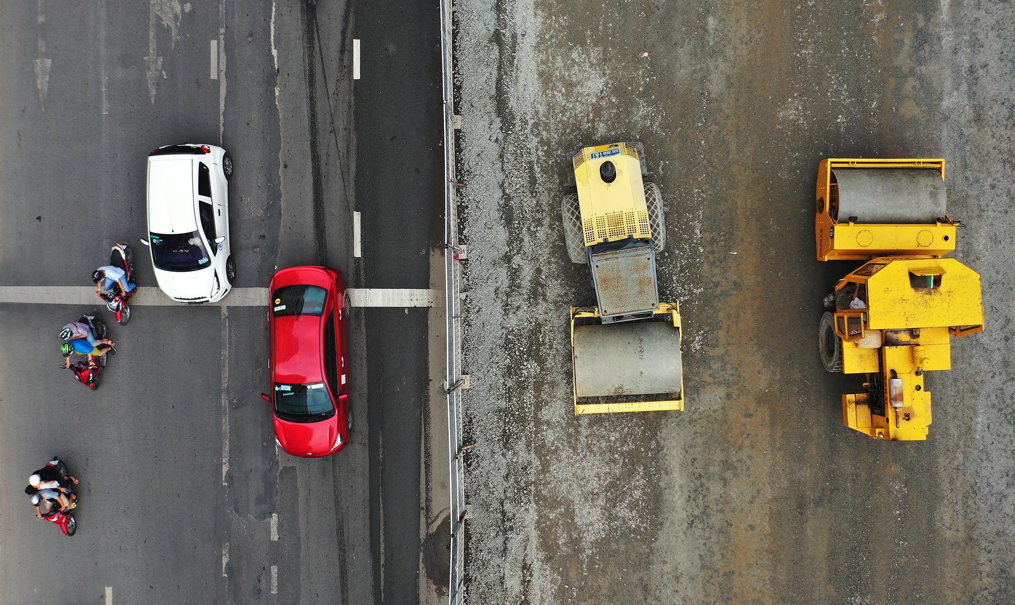 Nang duong Nguyen Huu Canh gan 1m anh 10