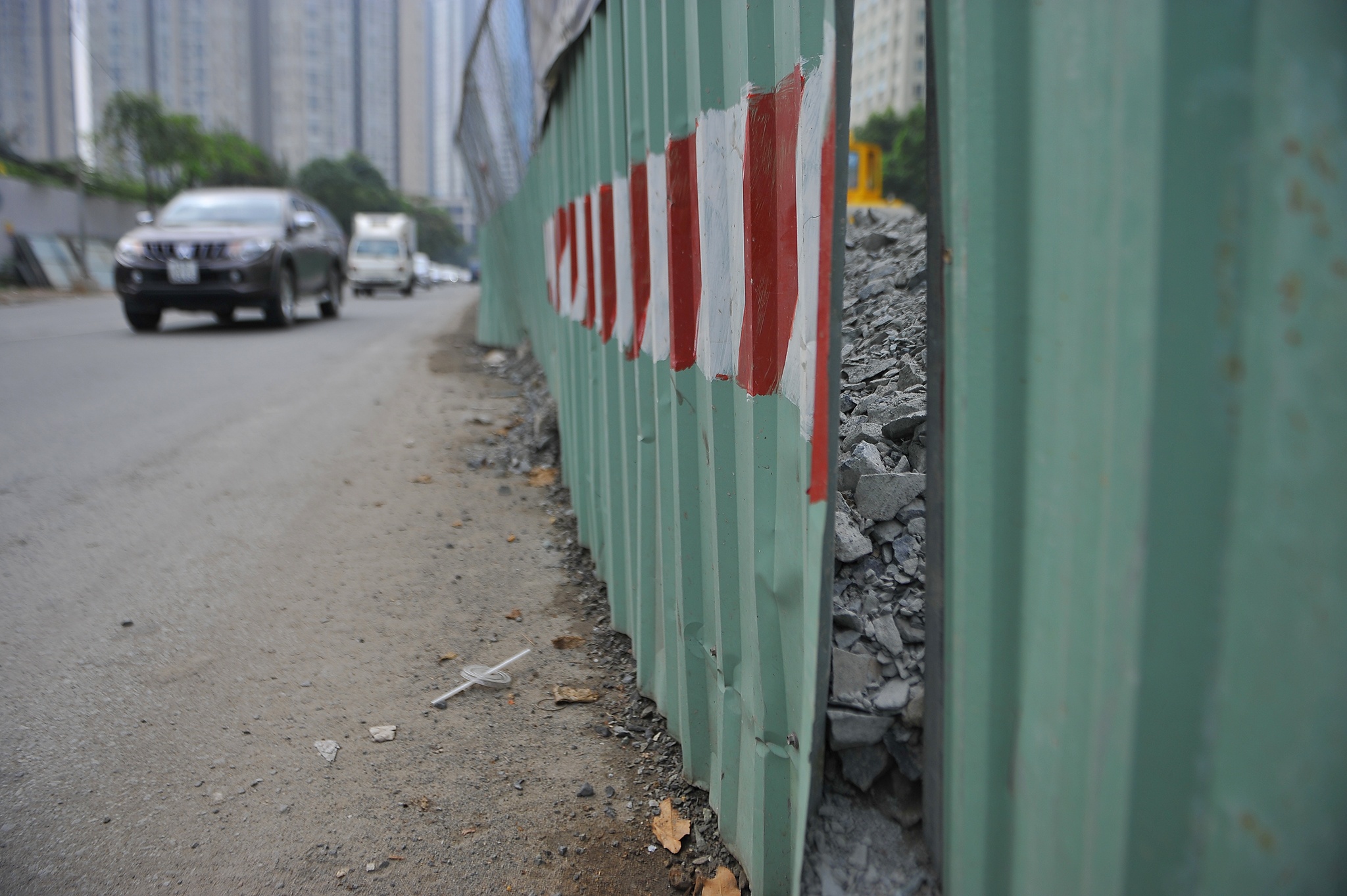 Nang duong Nguyen Huu Canh gan 1m anh 4