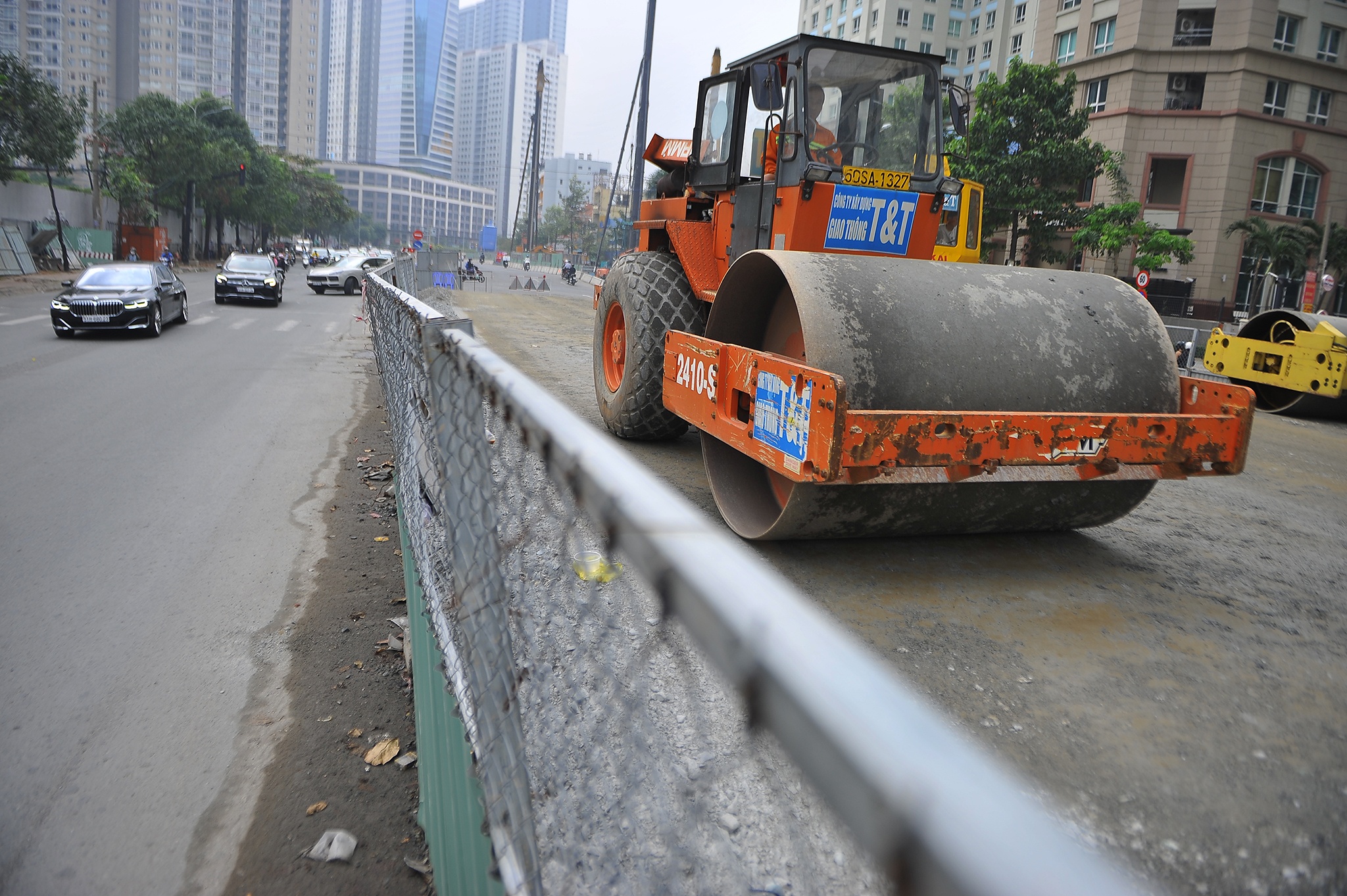 Nang duong Nguyen Huu Canh gan 1m anh 5