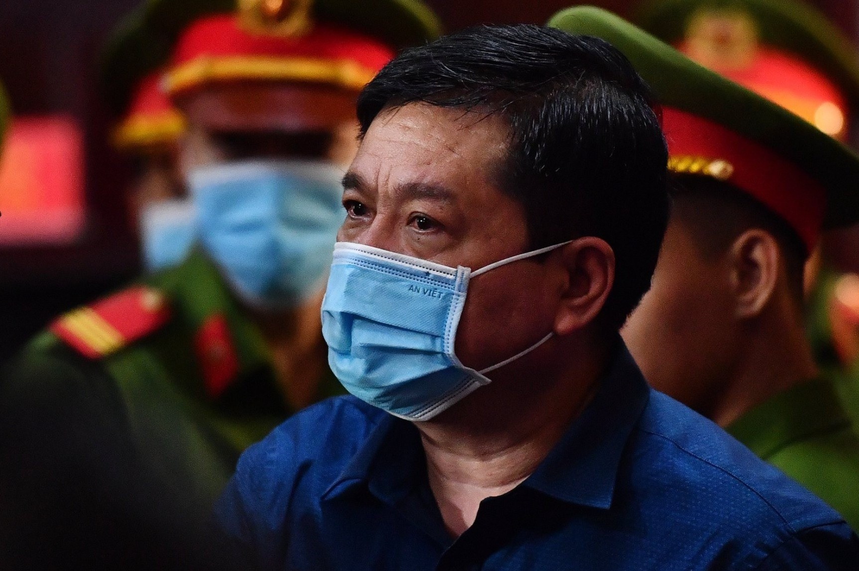 Ong Dinh La Thang hau toa vu cao toc Trung Luong hinh anh