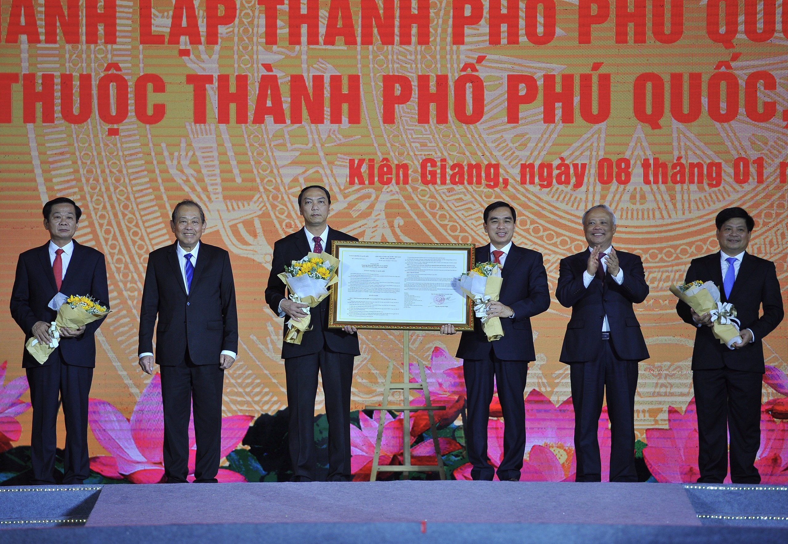 Cong bo thanh lap TP Phu Quoc anh 5