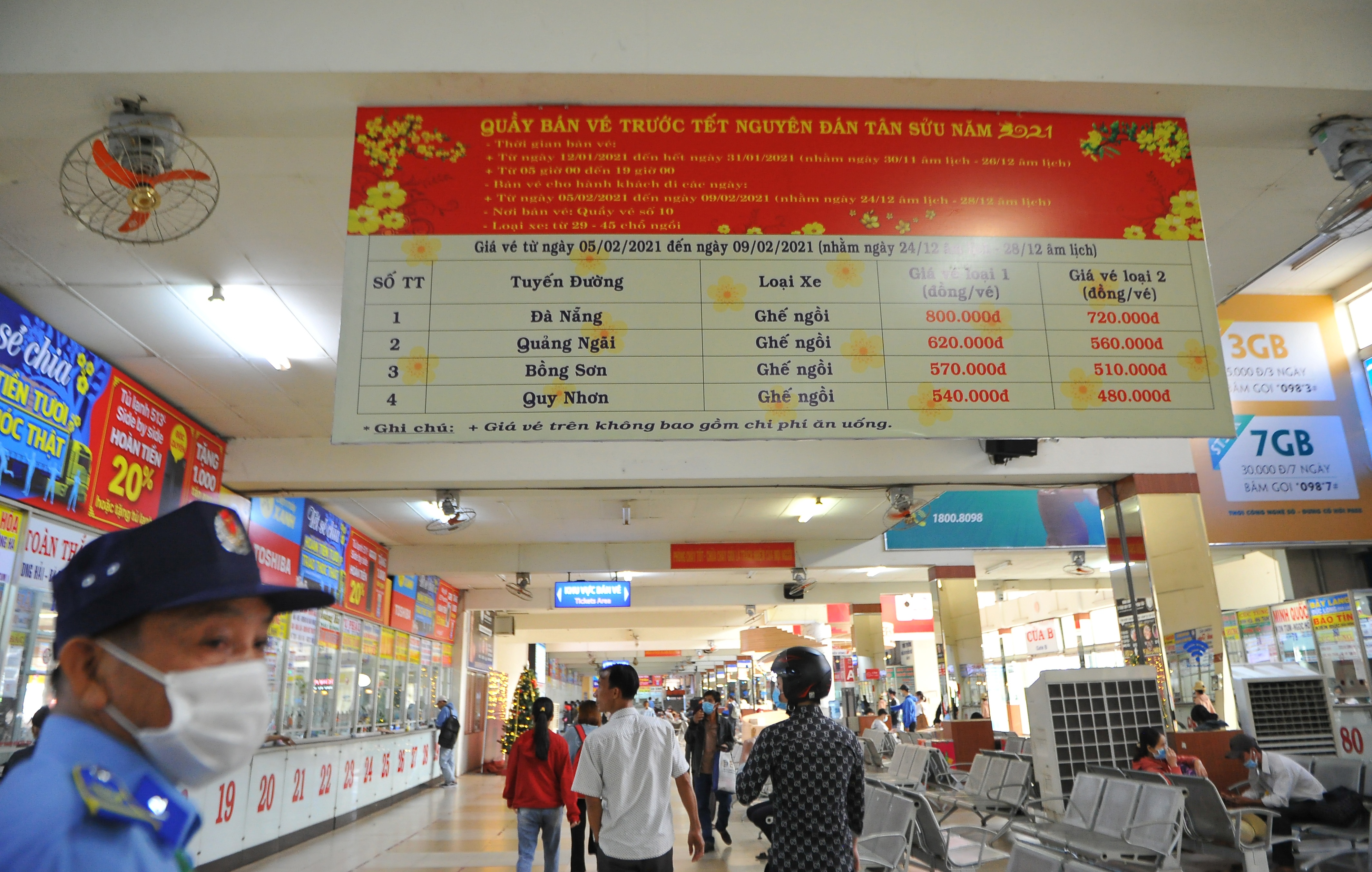 Gia ve xe Tet tang cao anh 5