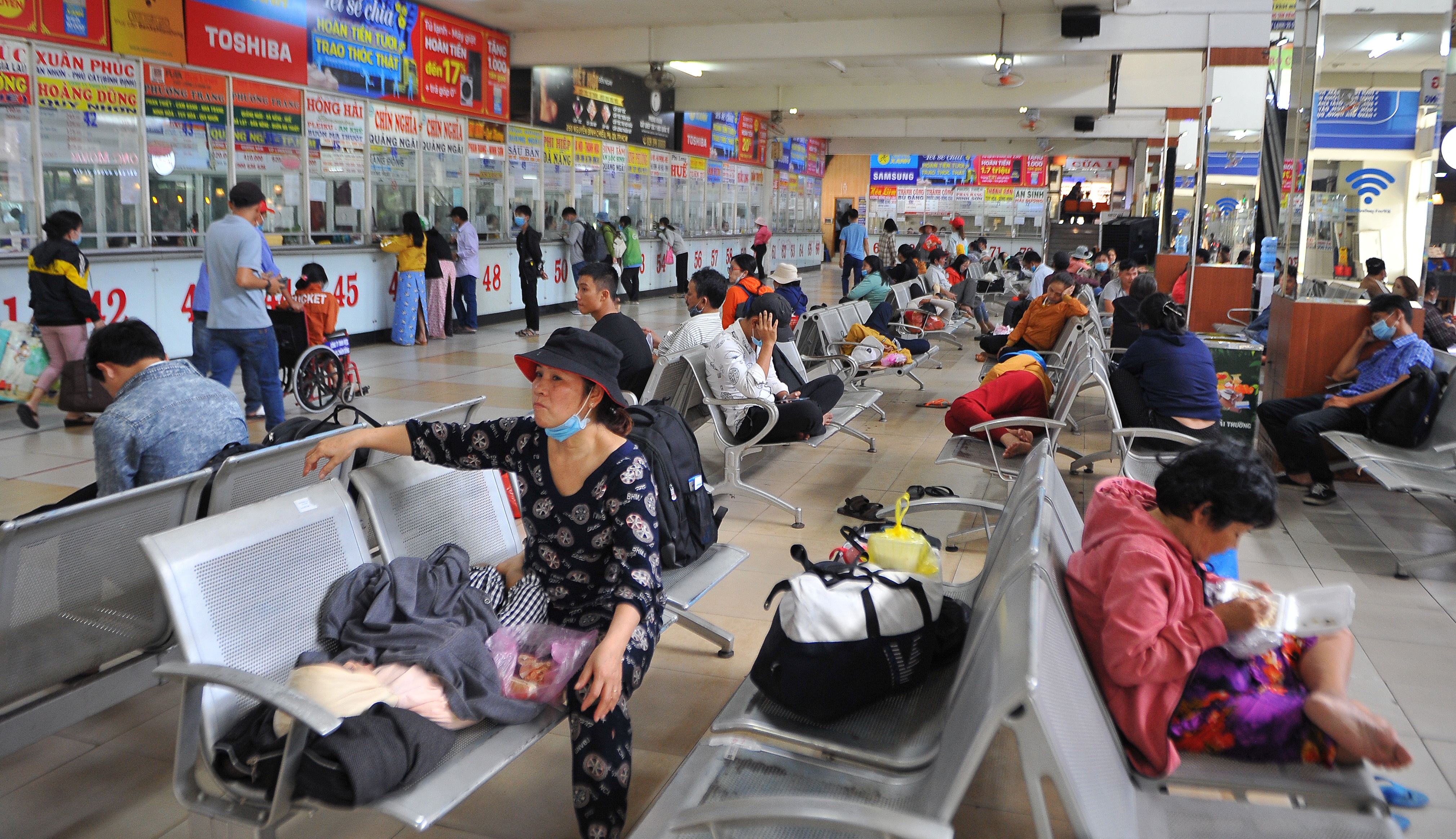 Gia ve xe Tet tang cao anh 7