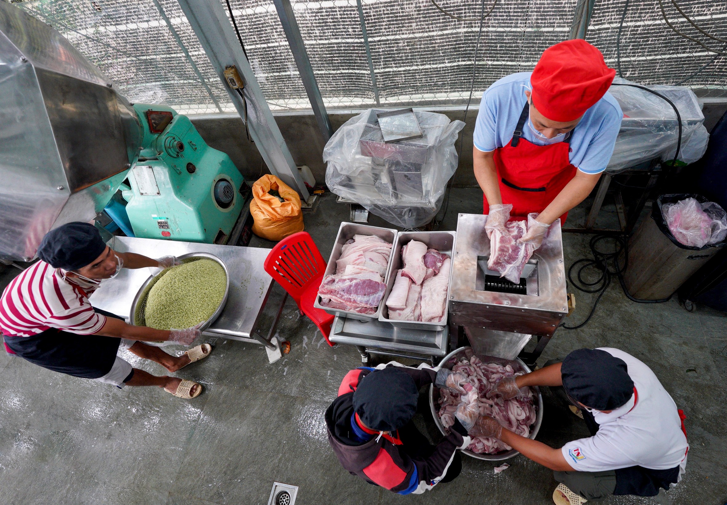 Goi banh chung bang may anh 2