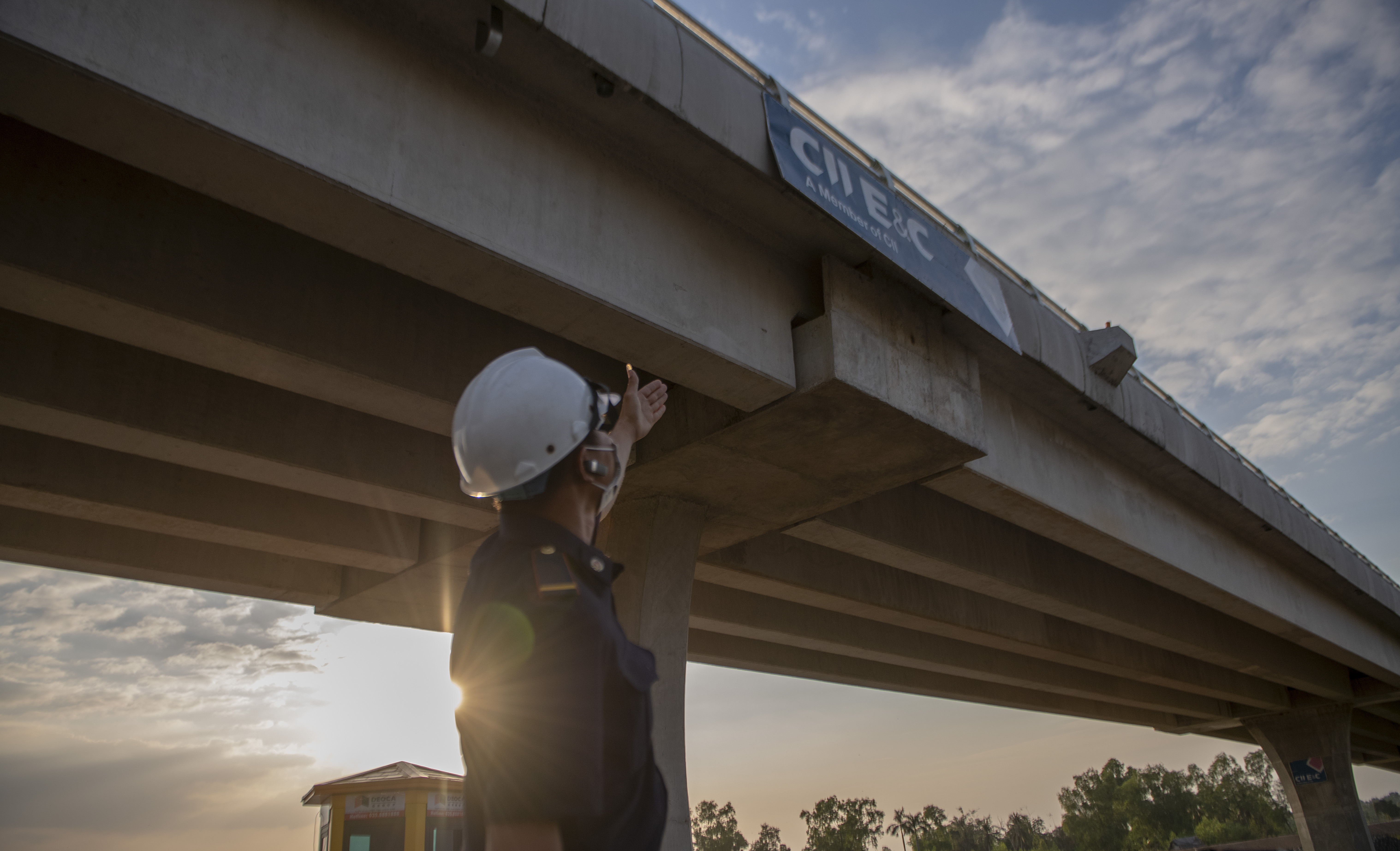 Thong xe cao toc Trung Luong - My Thuan anh 5