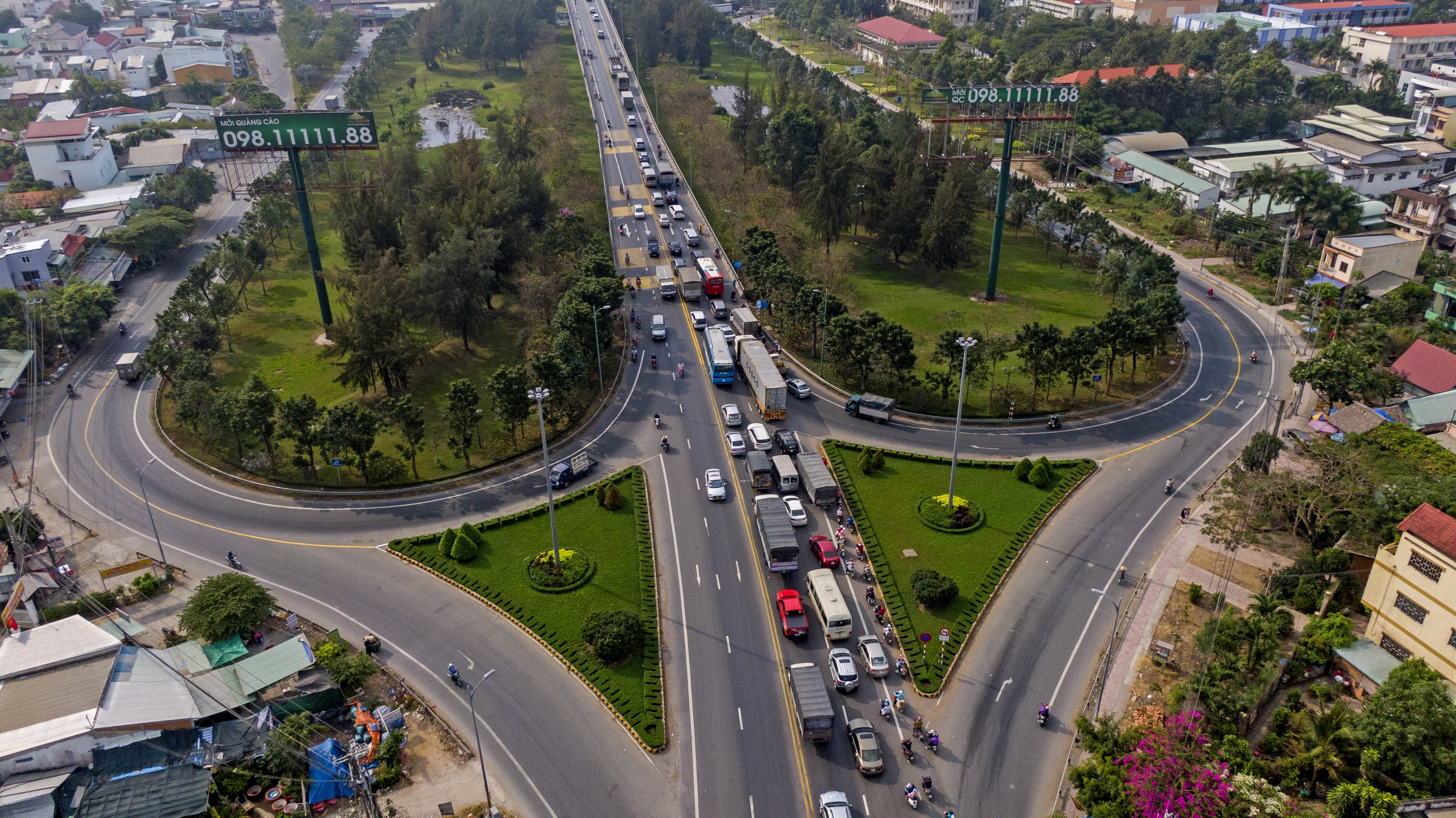 Ket xe cau Rach Mieu anh 2