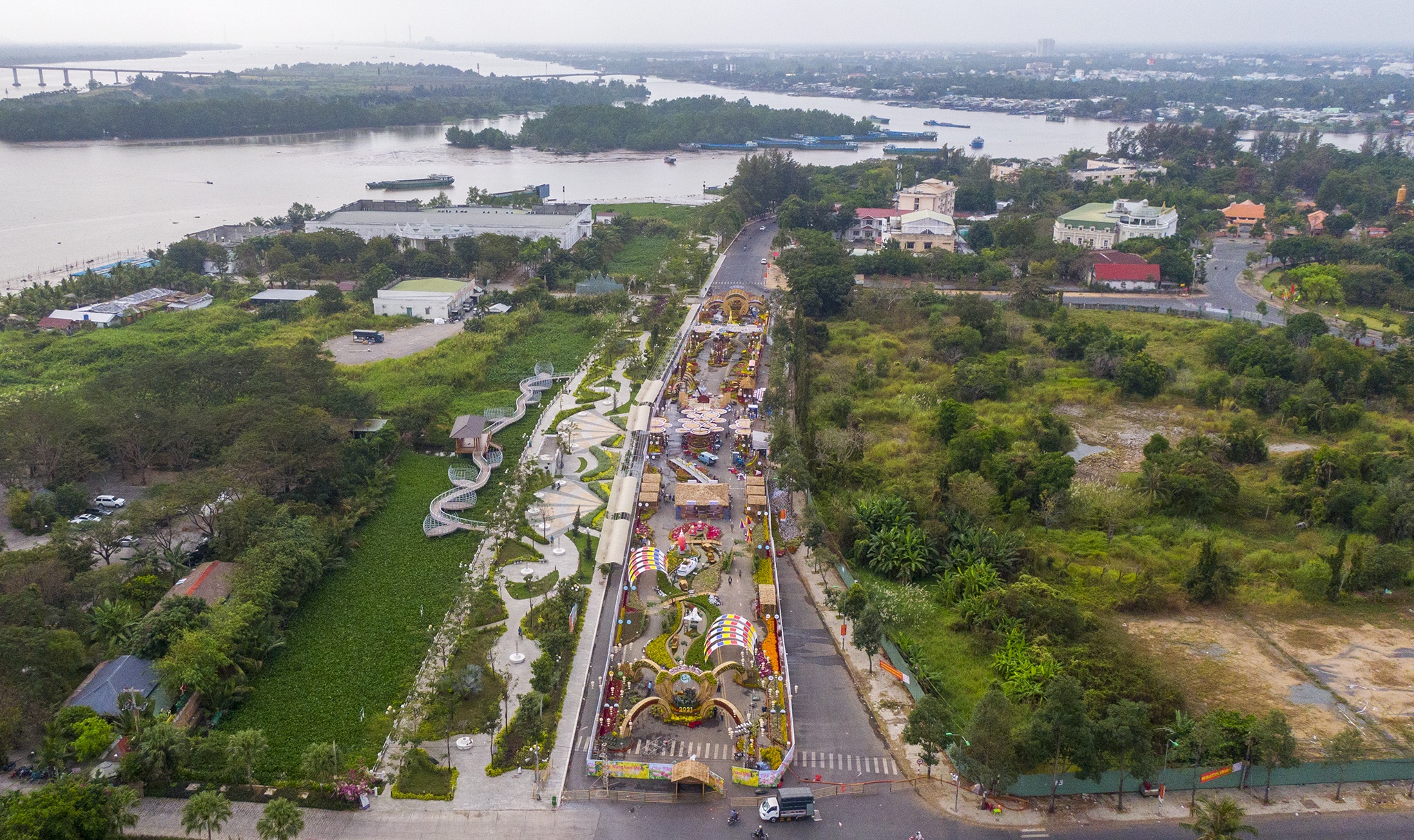 Duong hoa Tet TP Can Tho anh 14