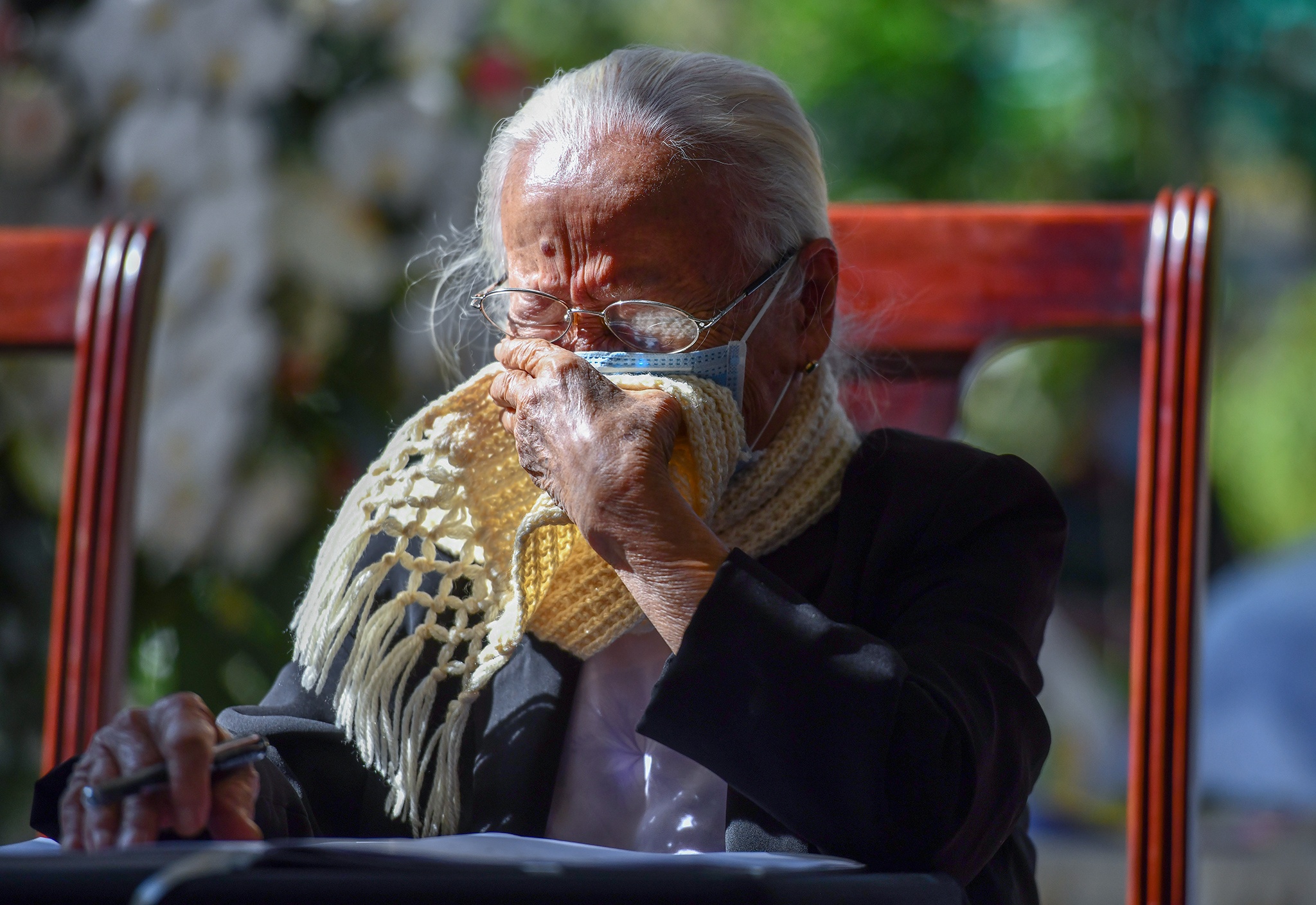 'Toi khoc tien dua nguoi hoc tro hieu nghia cua chong' hinh anh