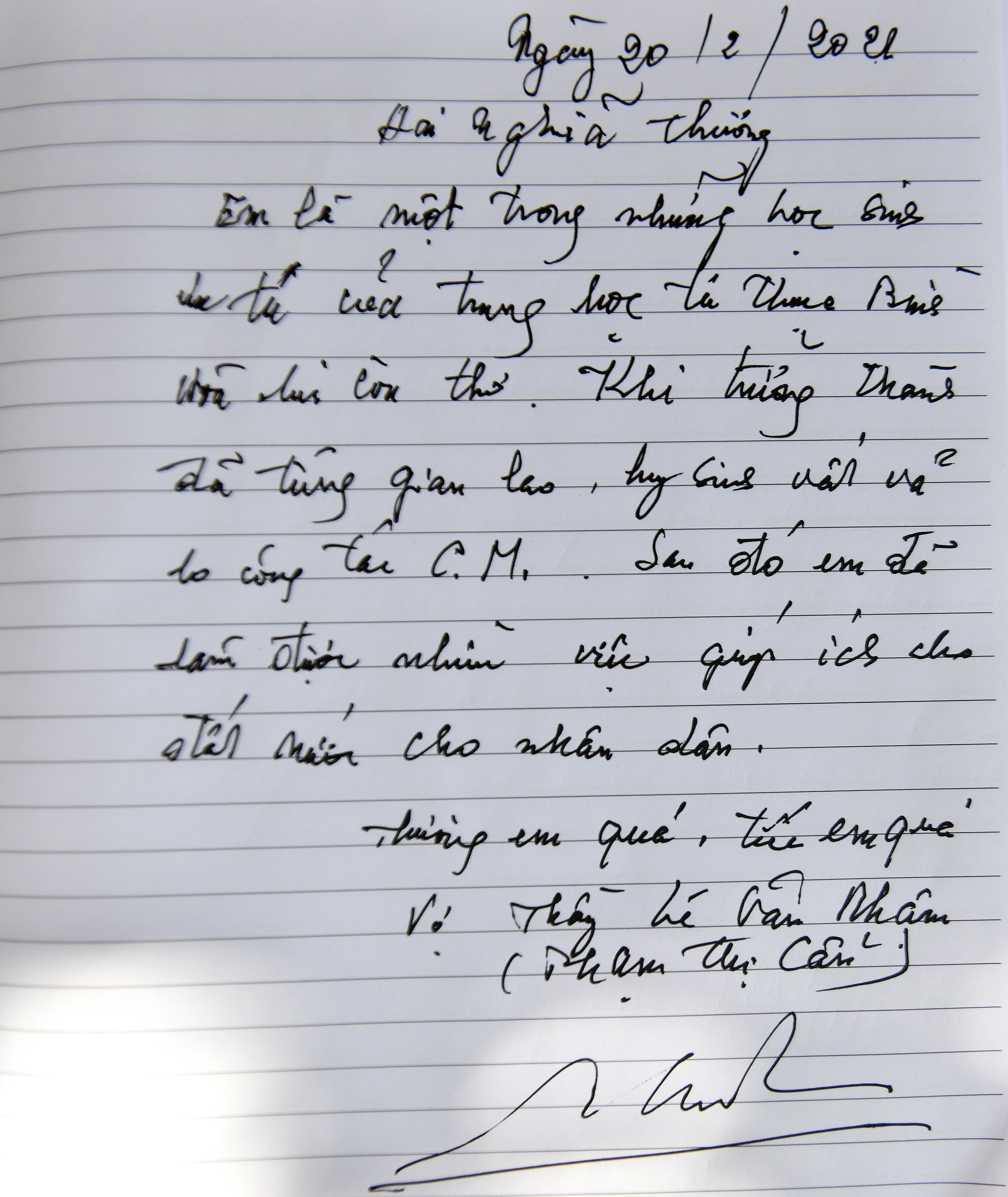 Nguoi dan khoc vieng Pho thu tuong Truong Vinh Trong anh 2