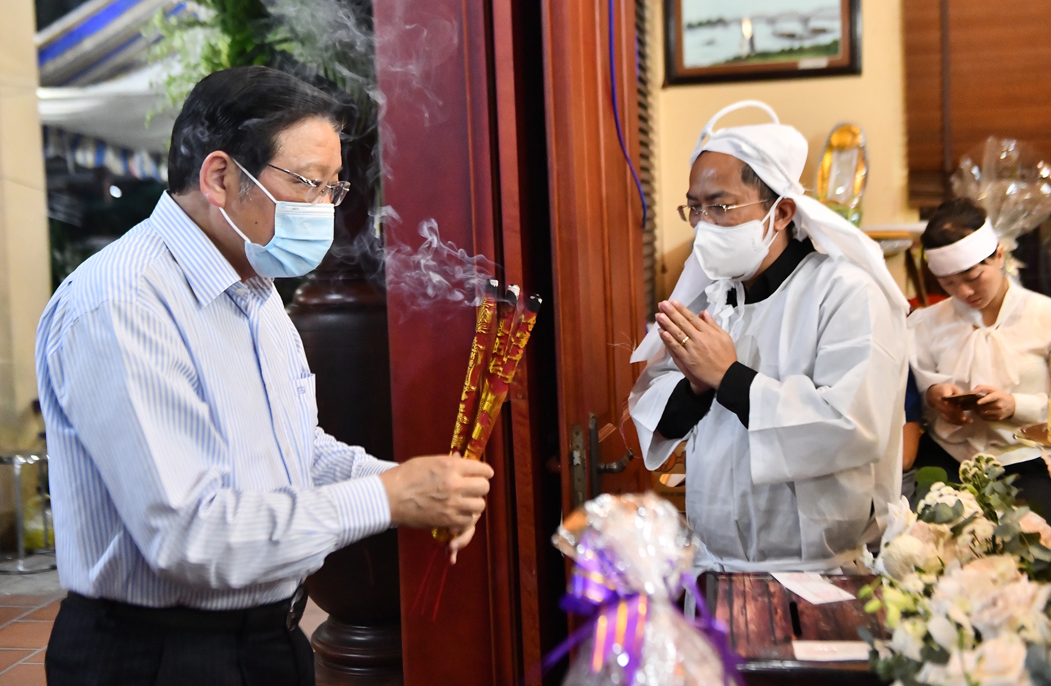 Pho thu tuong Pham Binh Minh vieng tang le Truong Vinh Trong anh 4