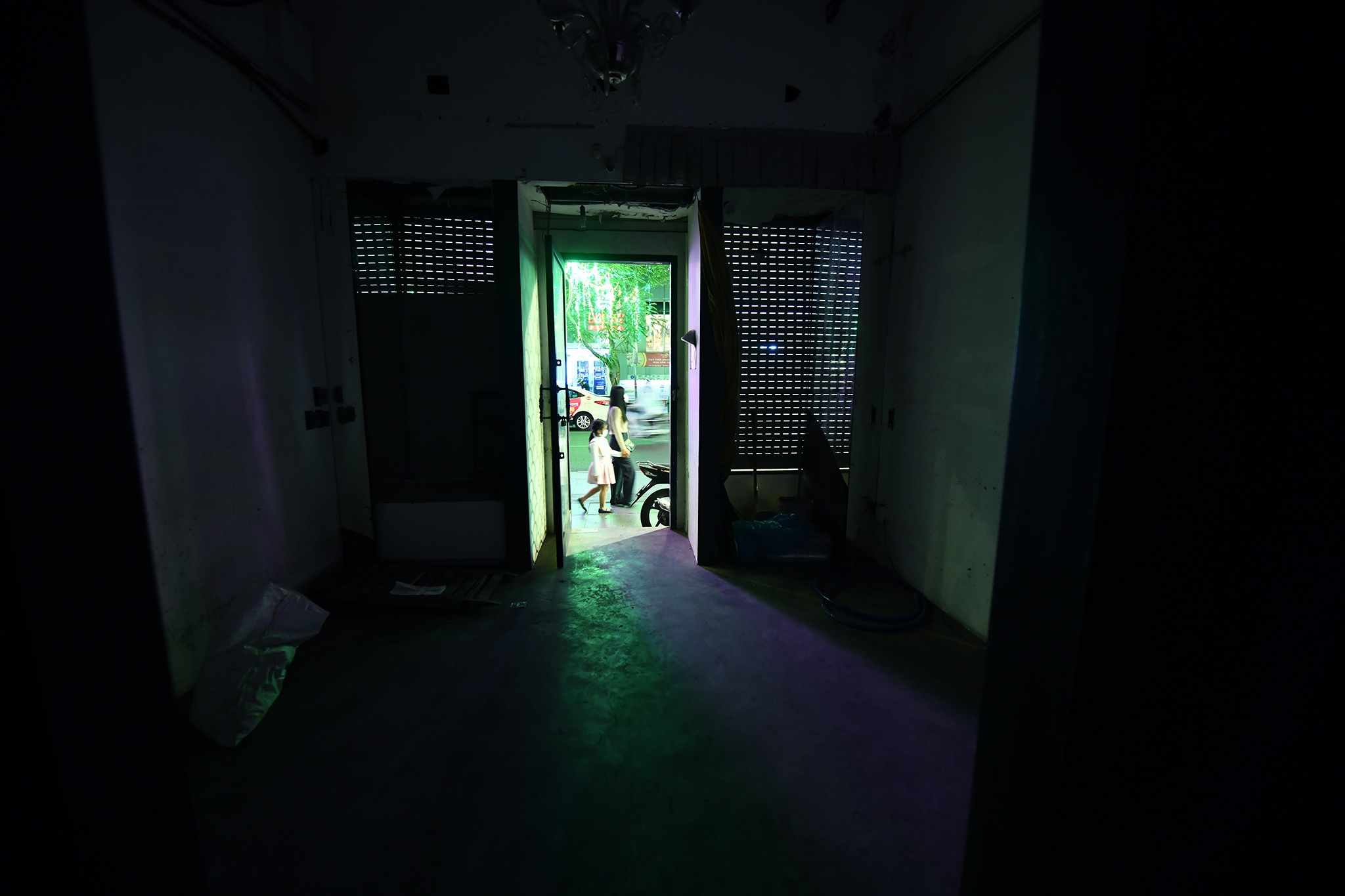 Hang quan duong Dong Khoi e am anh 8