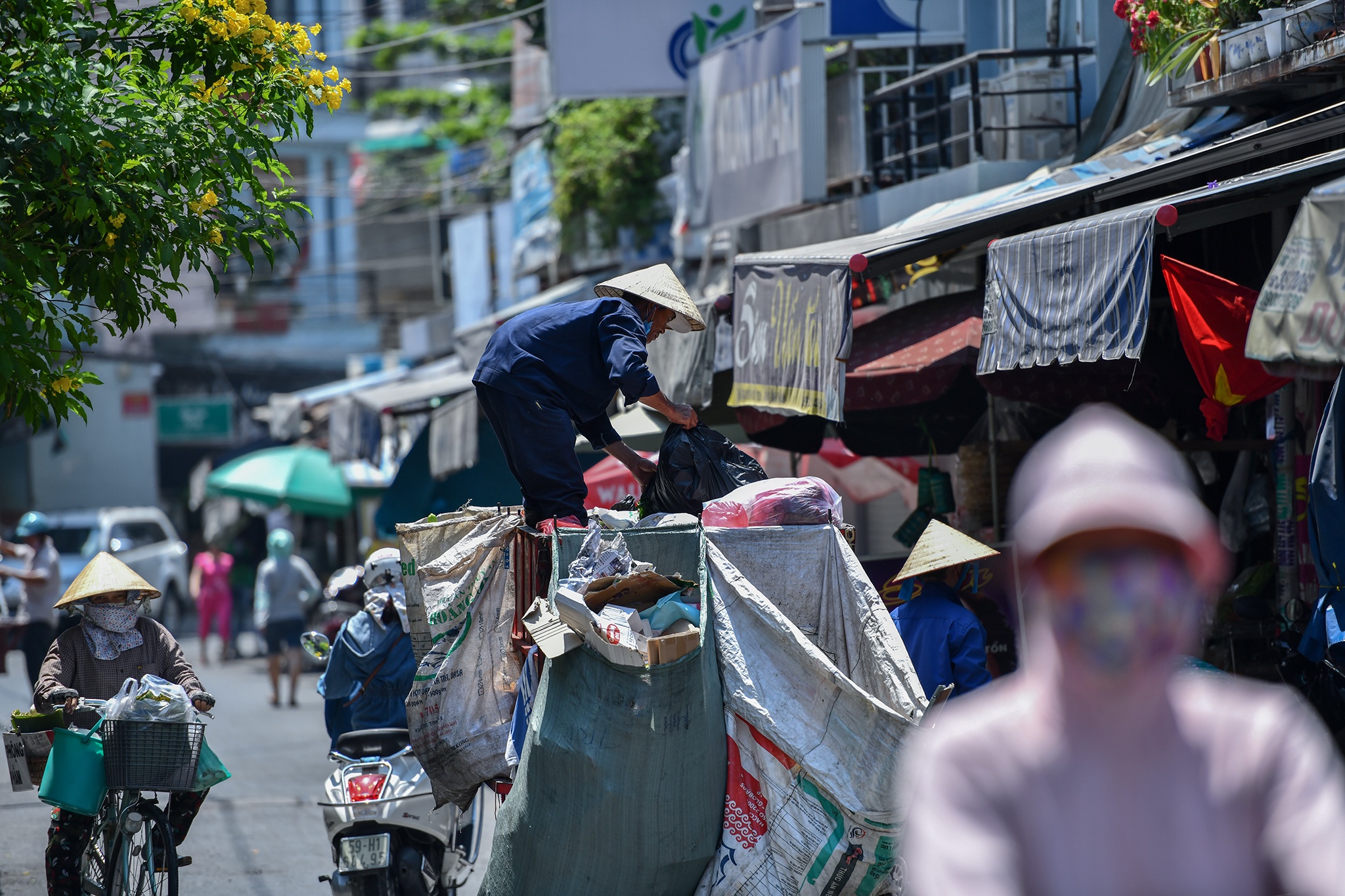 Nang nong o TP.HCM anh 14