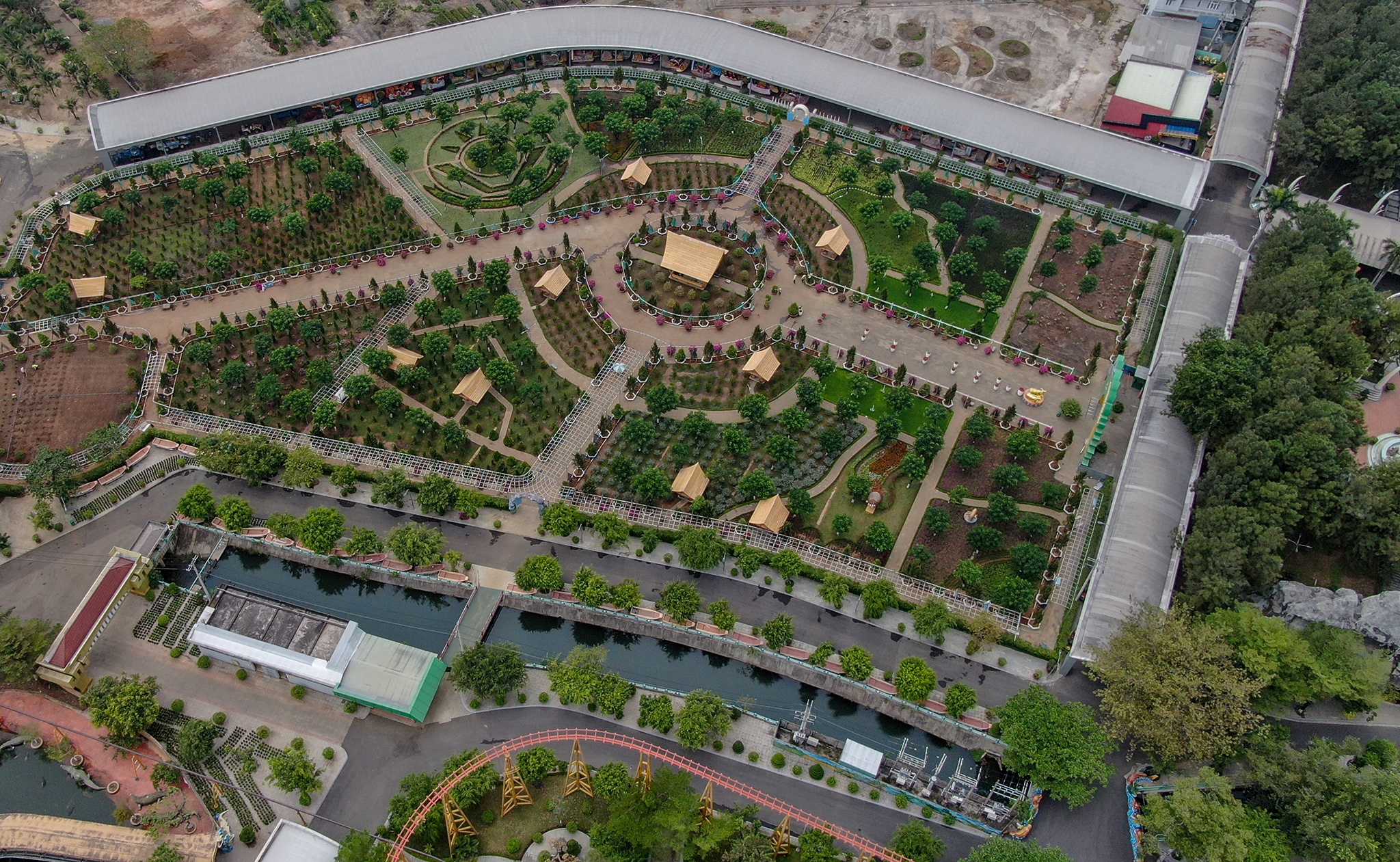 Hien trang khu du lich Suoi Tien anh 5