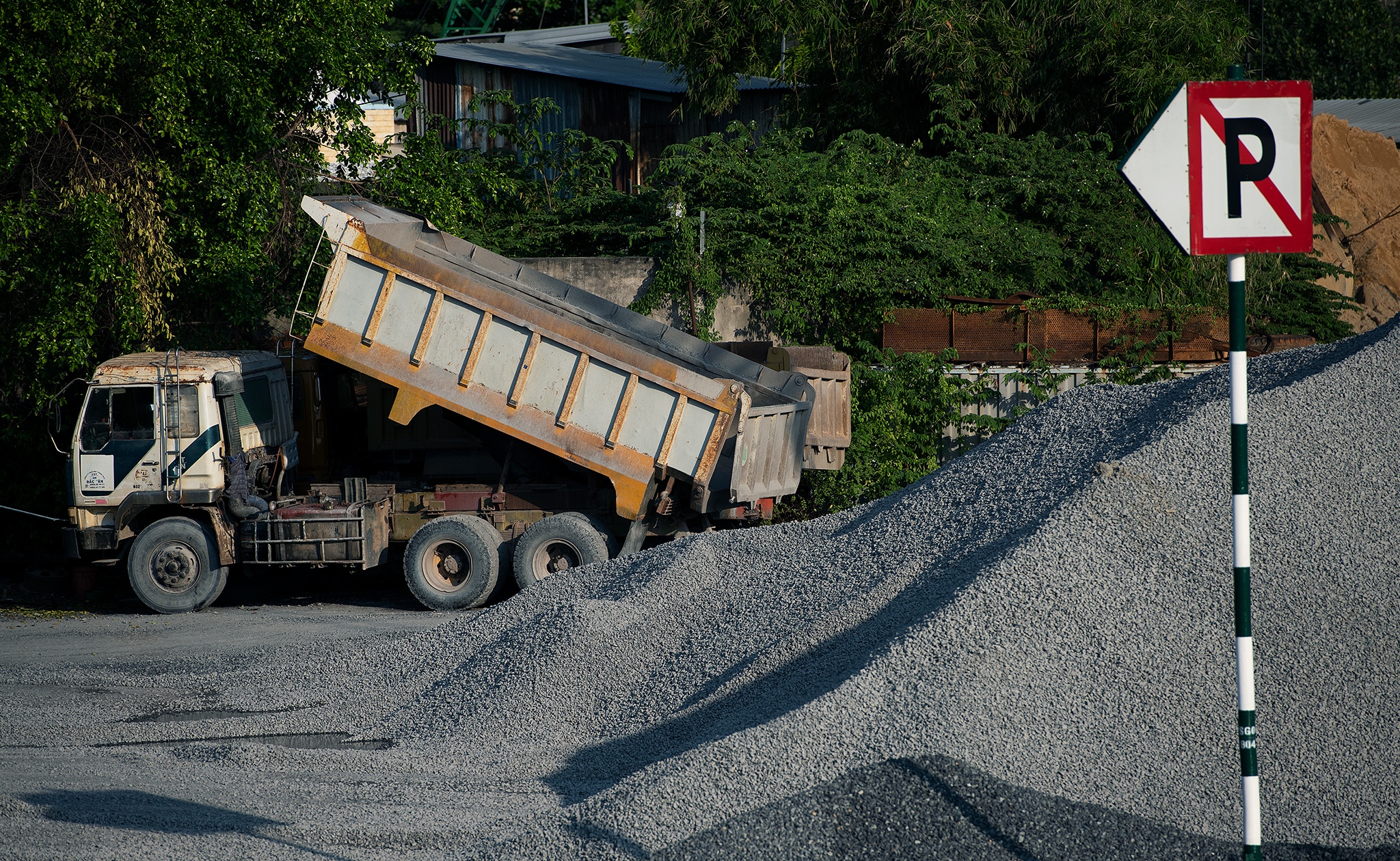 Ben thuy khong phep o TP.HCM anh 7