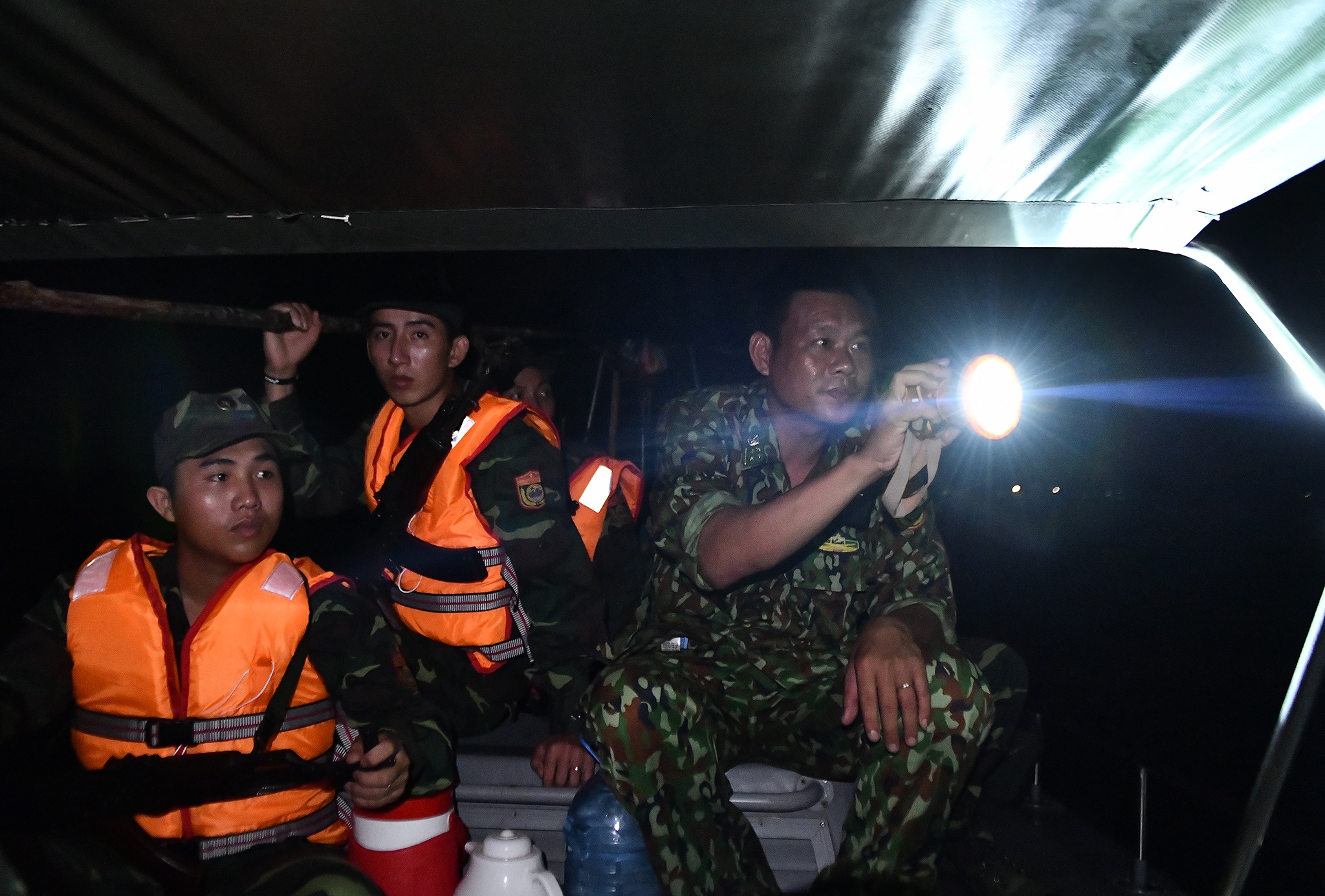 dich Covid-19 xam nhap Viet Nam anh 2