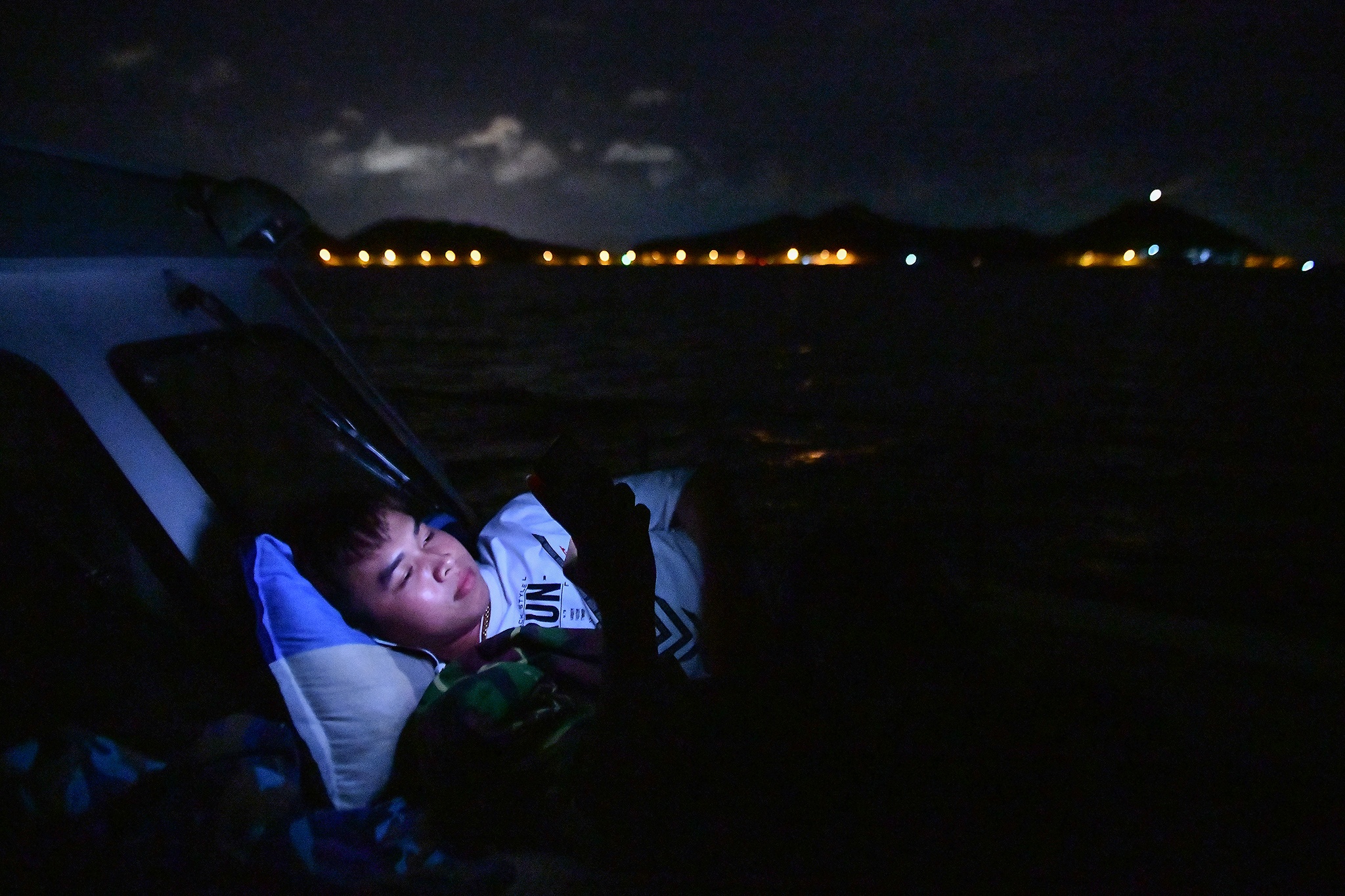 Chong nhap canh trai phep o bien Tay anh 11