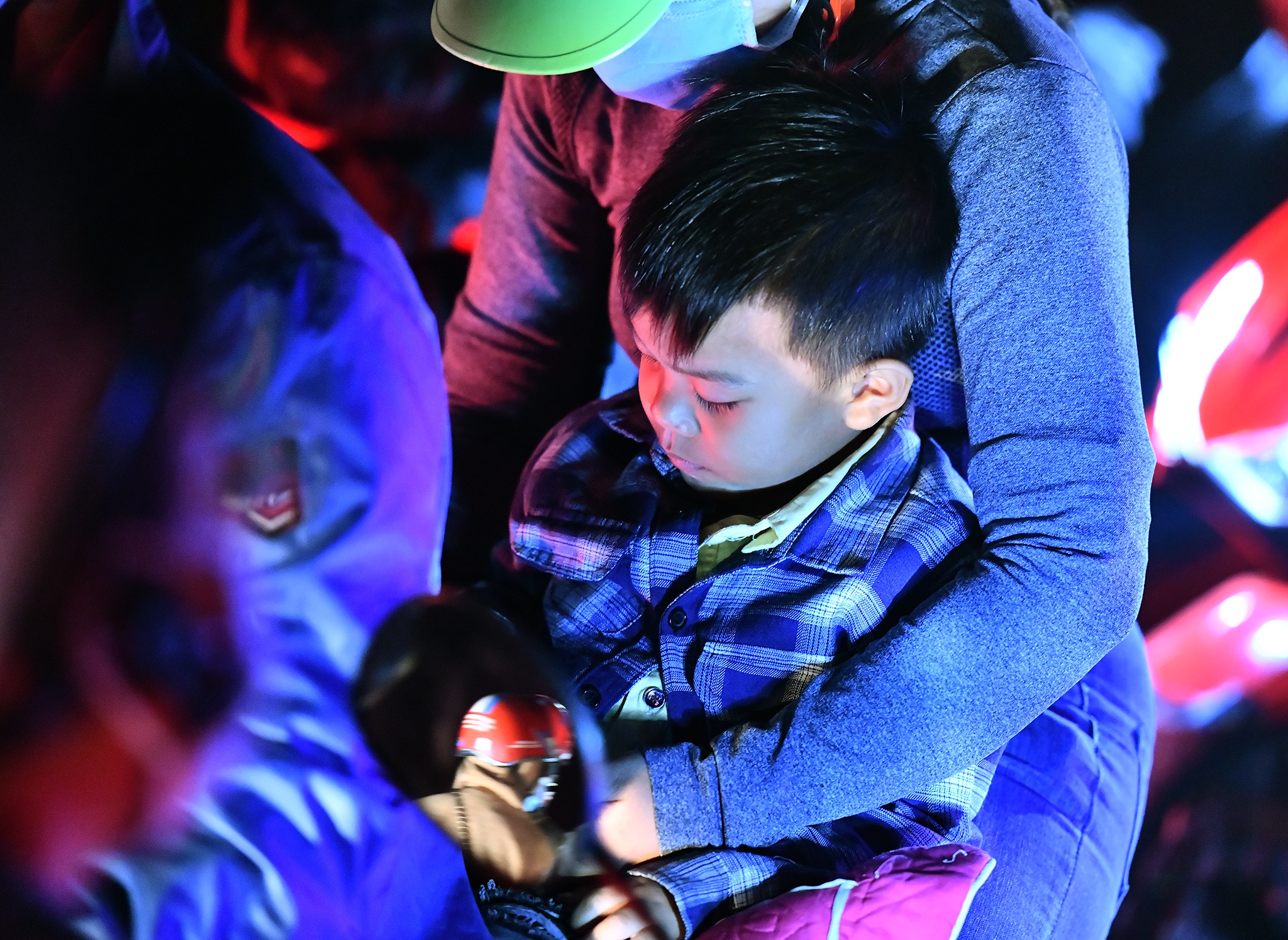 Ket cung tren quoc lo N2 anh 2