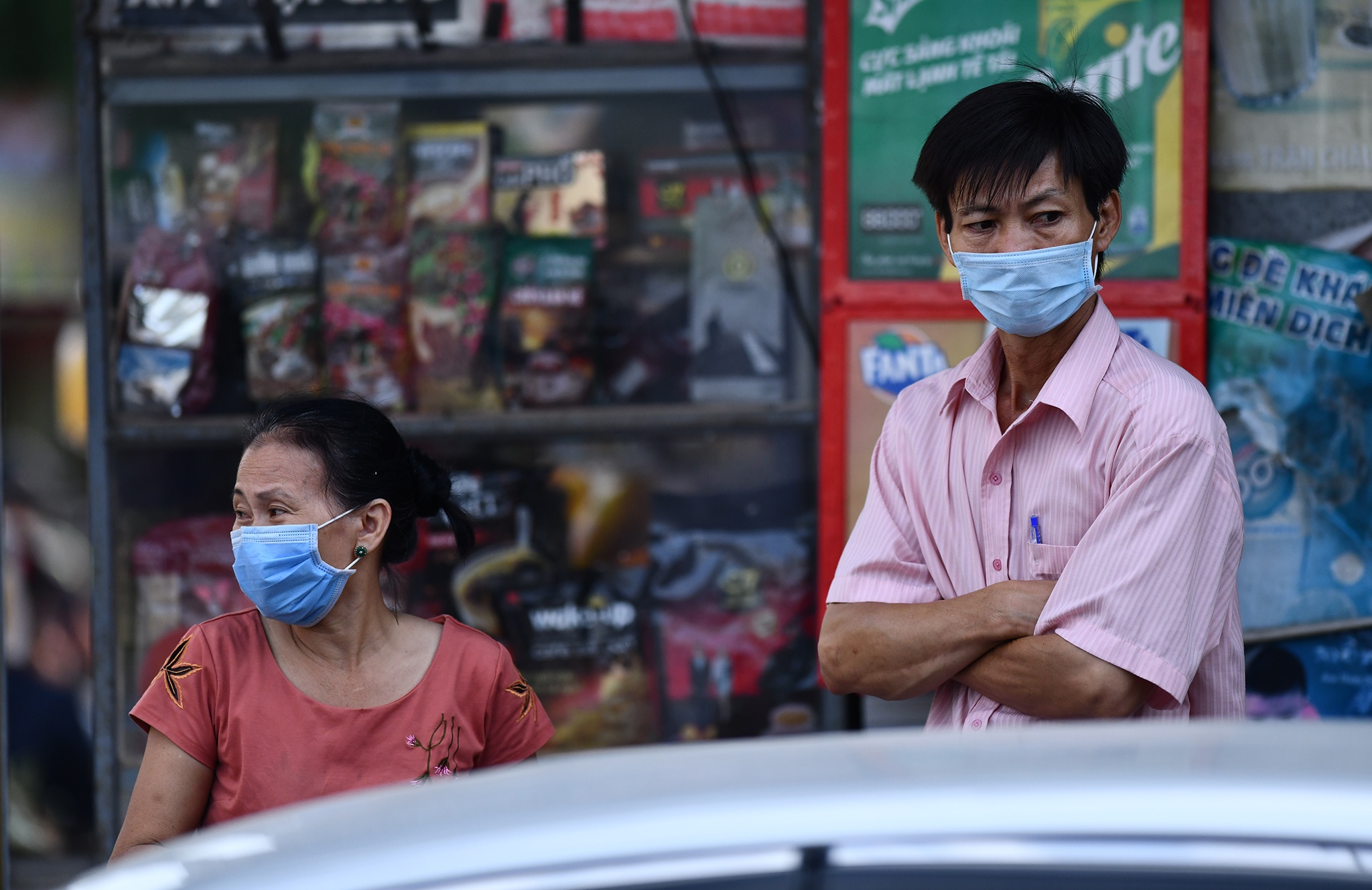 Phong toa,  xet nghiem Covid-19 o TP.HCM anh 6