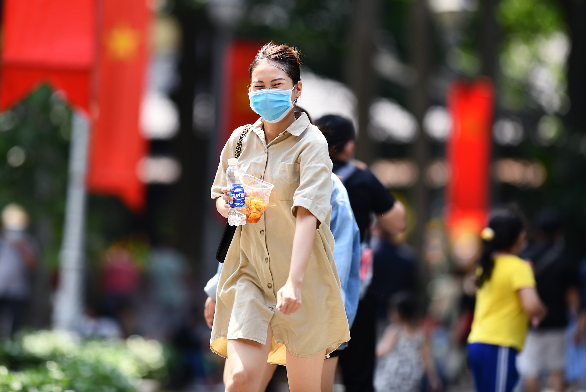 Thao Cam Vien vang khach anh 8