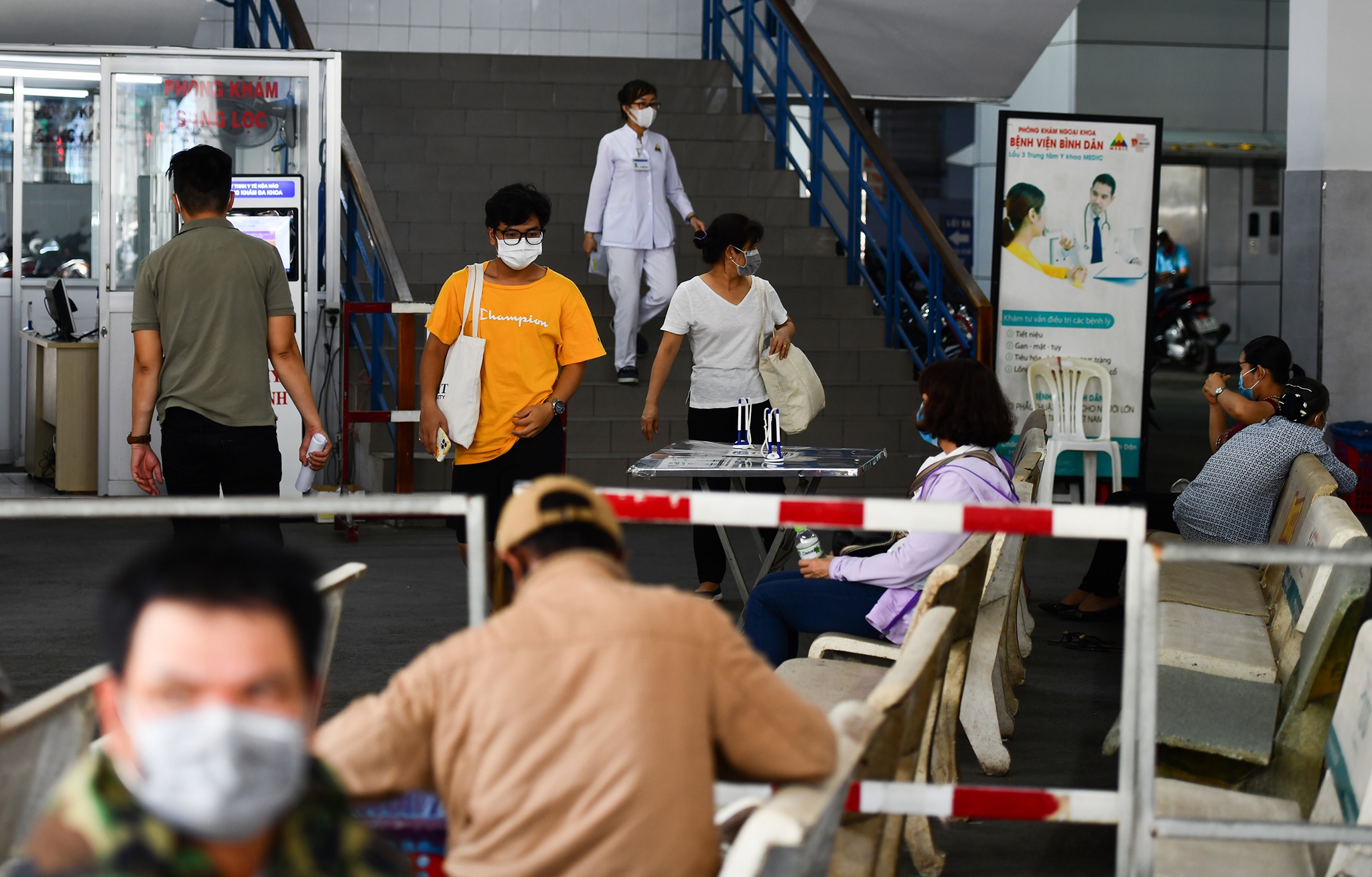 Trung tam Medic Hoa Hao ngung tiep nhan benh nhan anh 8