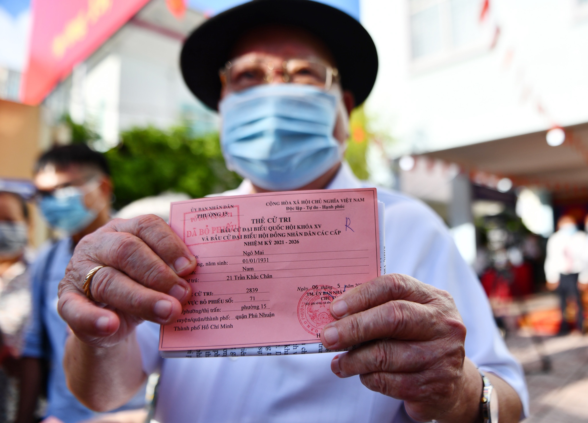 Cap vo chong cu tri 90 tuoi o TP.HCM anh 1