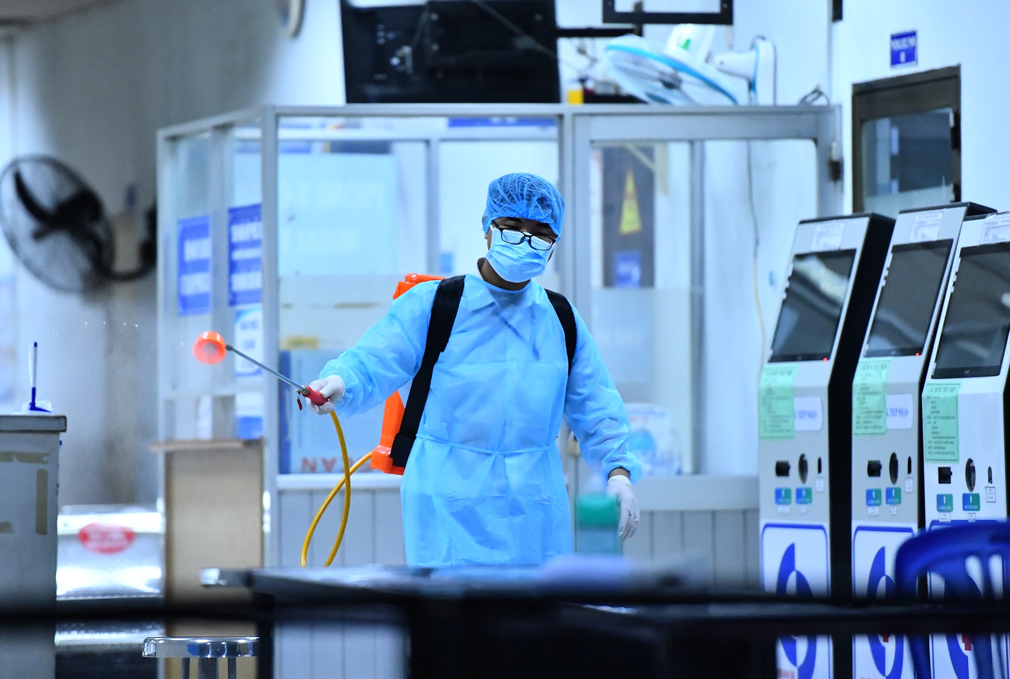 Cu ong 83 tuoi duoc phat hien duong tinh nCoV anh 1