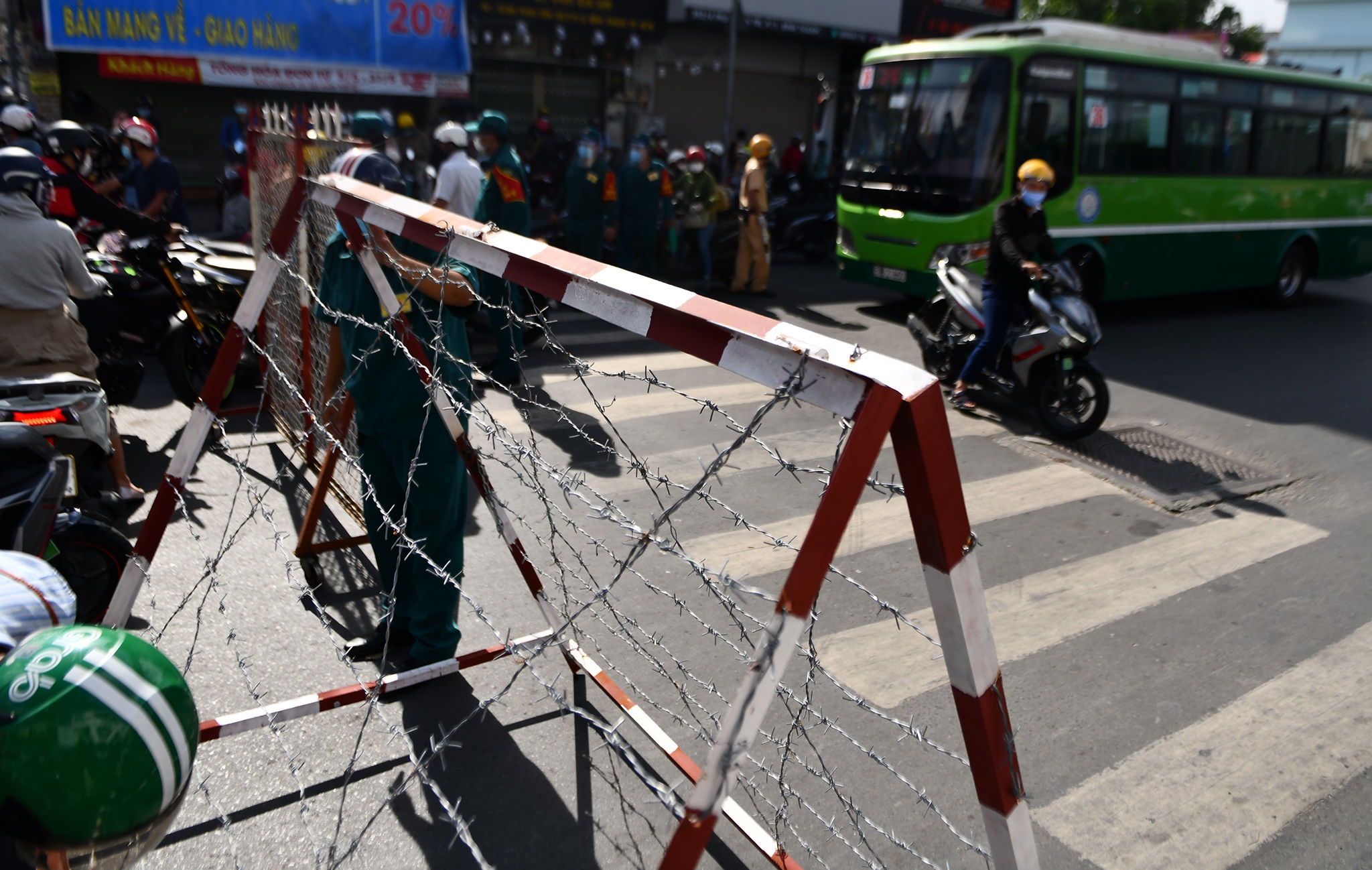 Un u chot cach ly o Go Vap anh 10