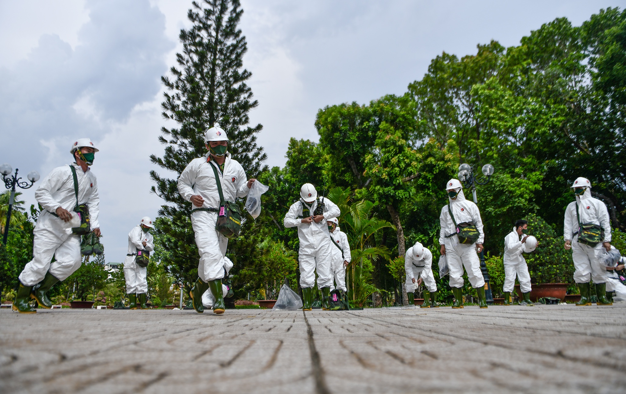 Phun khu khuan o Go Vap anh 6