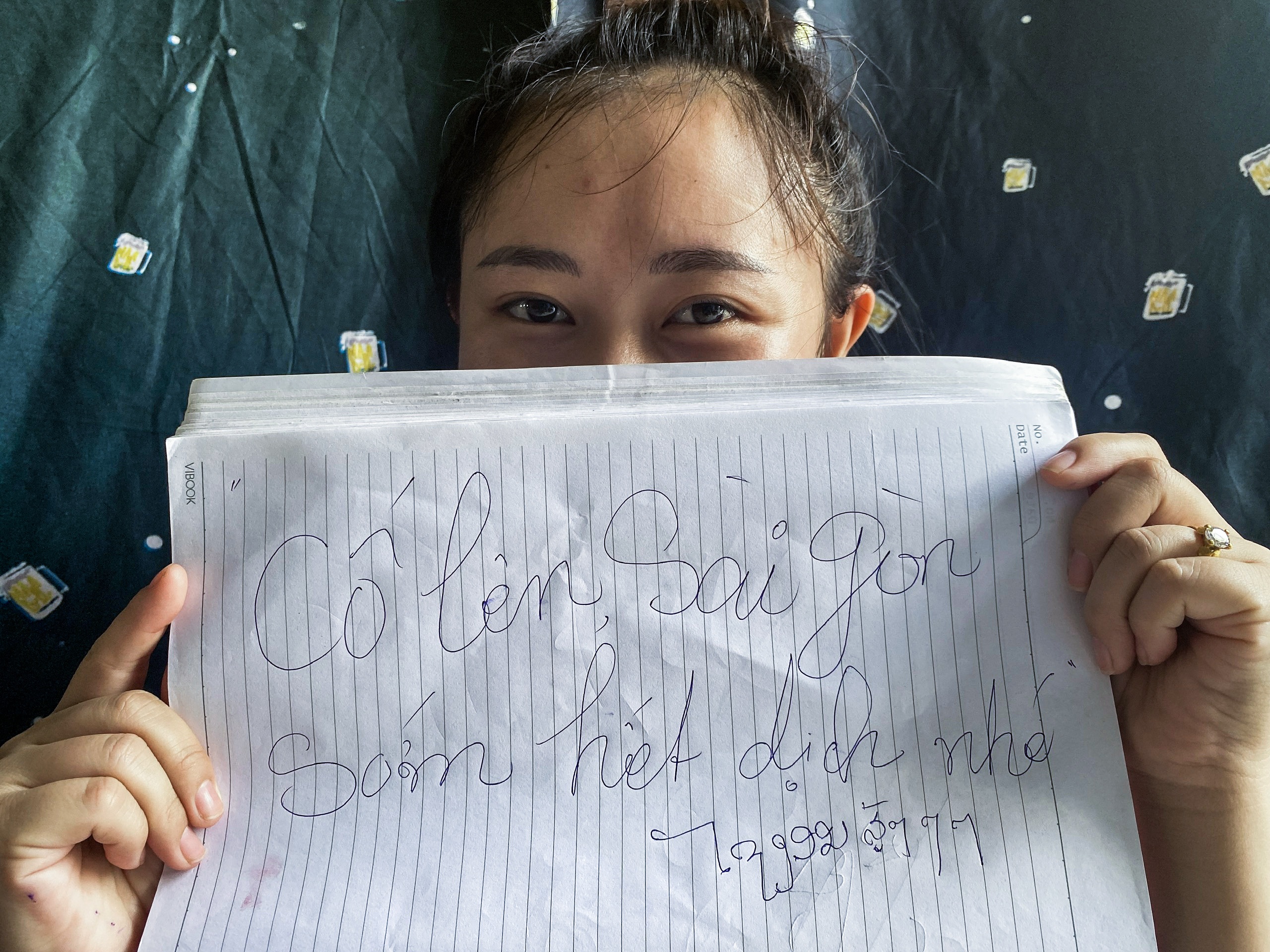 Sinh vien ket lai ky tuc xa DH quoc gia TP.HCM anh 3